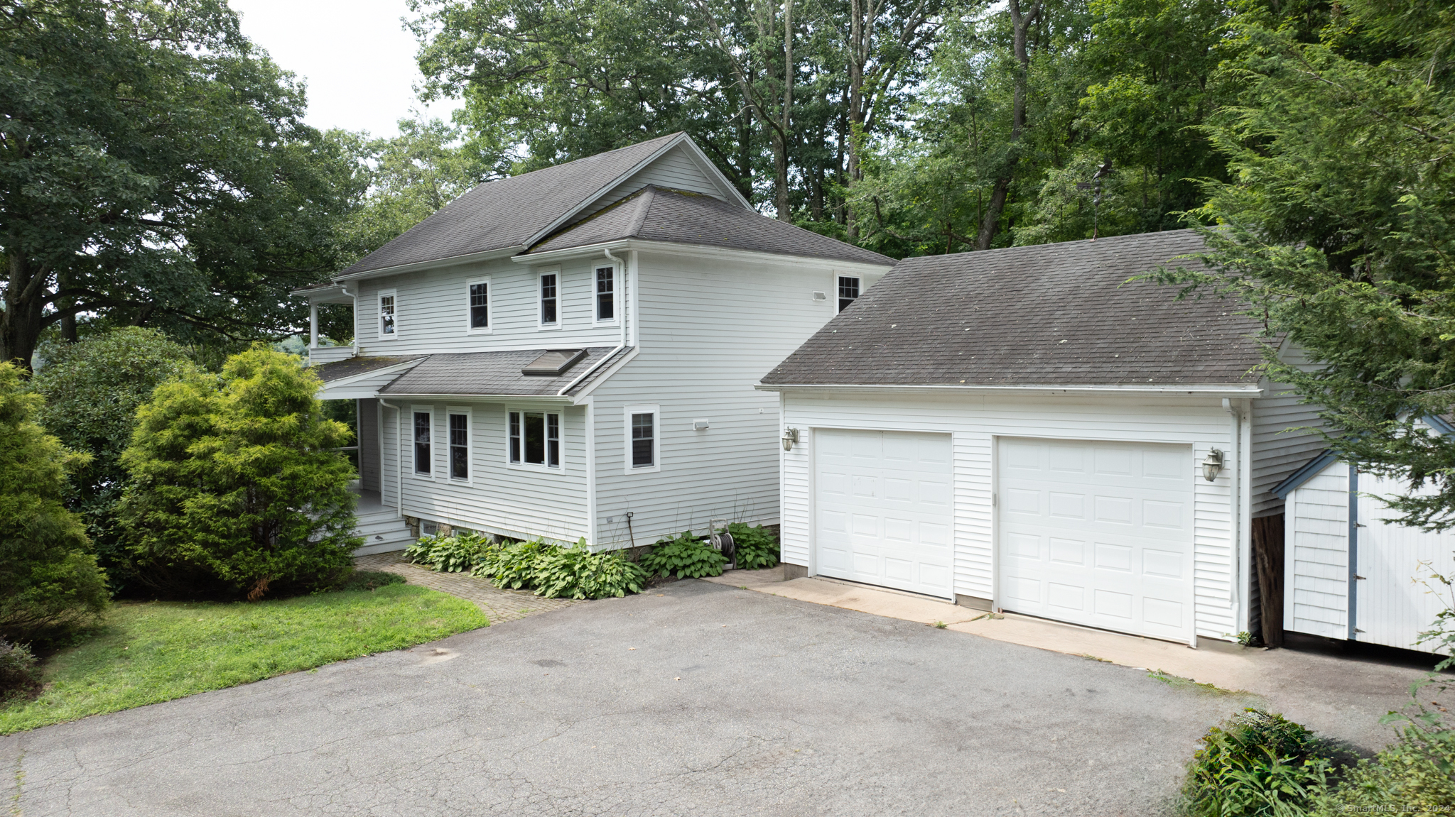 Photo 6 of 40 of 119 West Wakefield Boulevard house