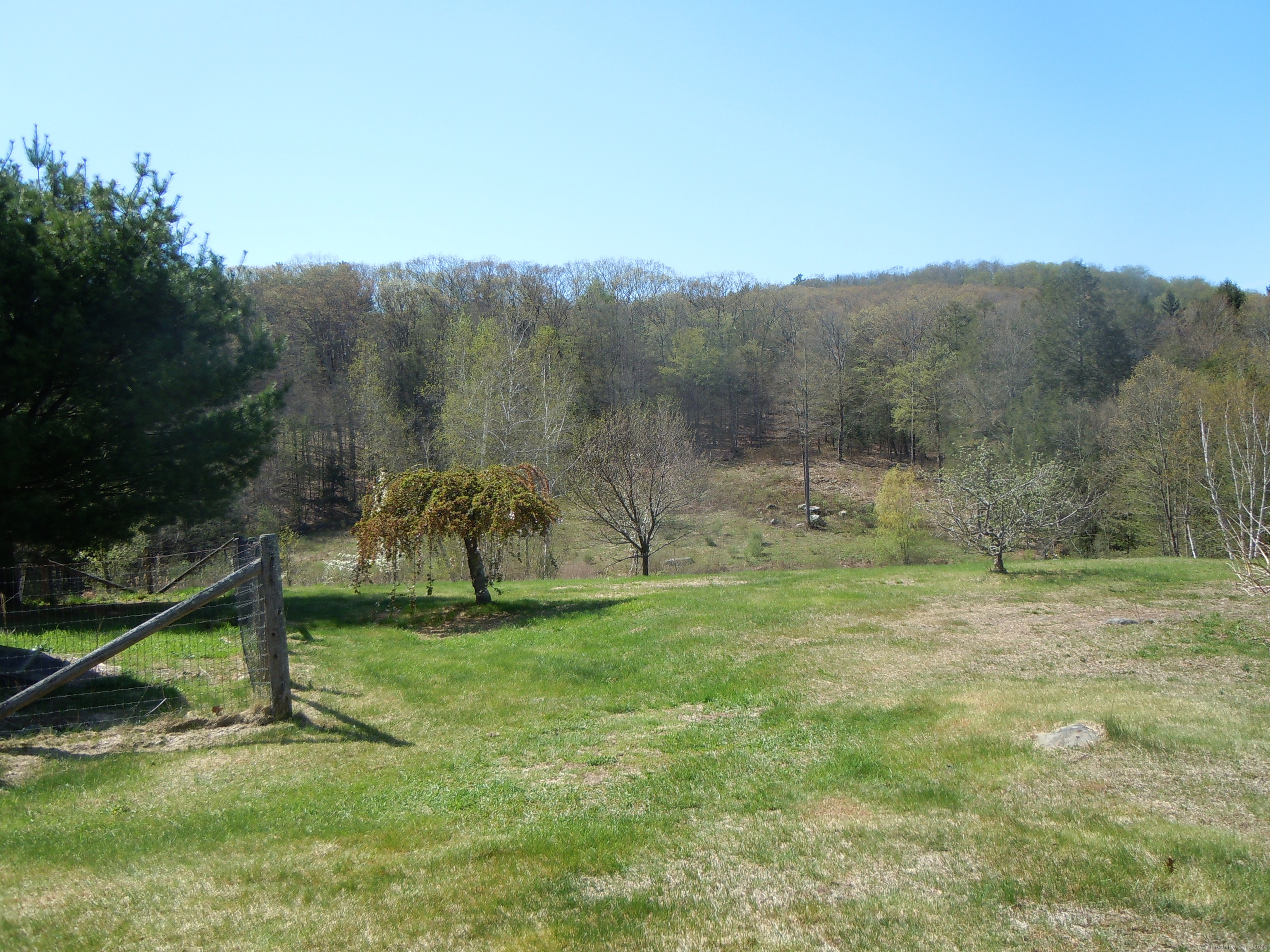 Photo 11 of 37 of 265 Colebrook Road house