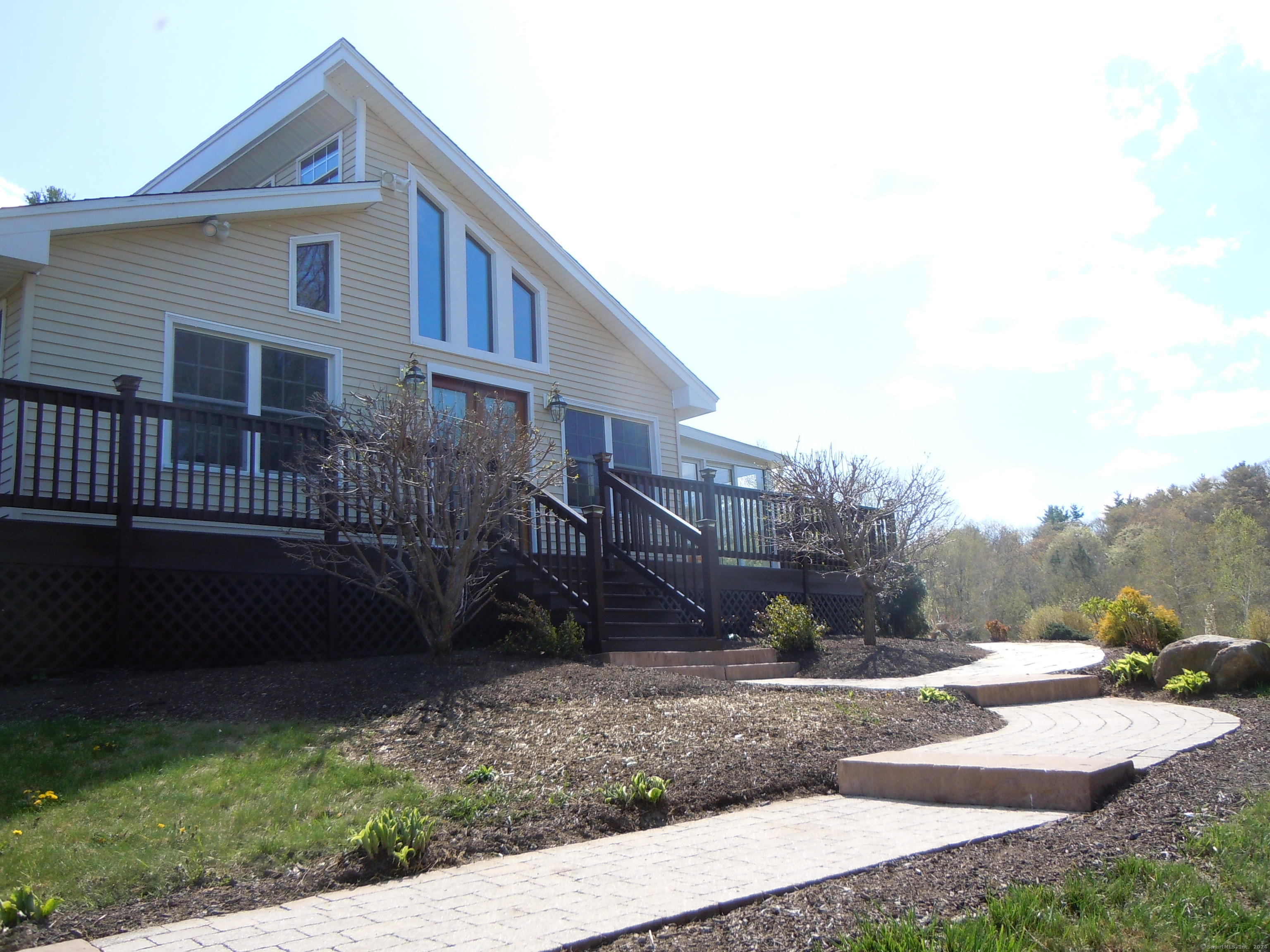 Photo 3 of 37 of 265 Colebrook Road house