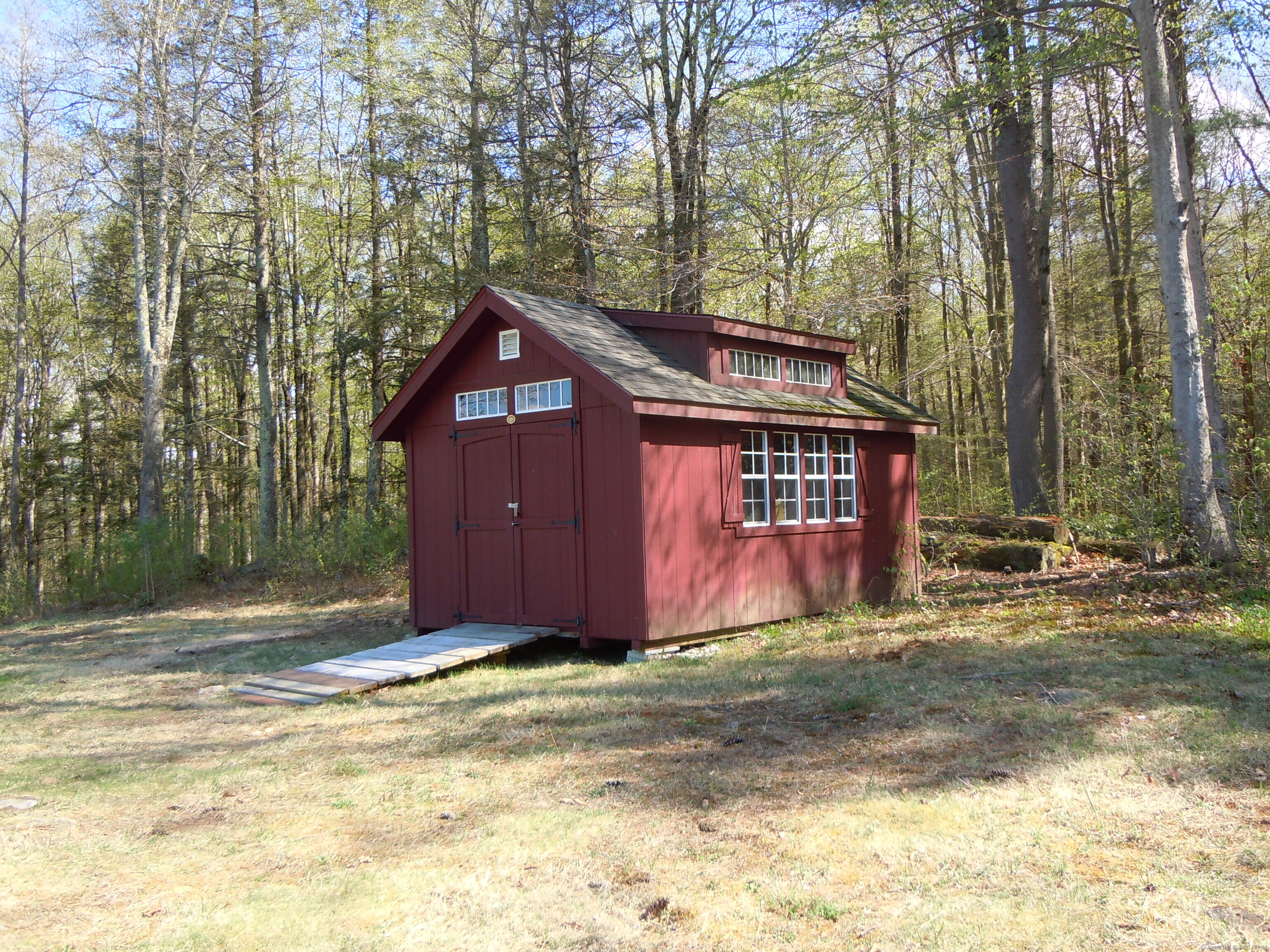 Photo 9 of 37 of 265 Colebrook Road house