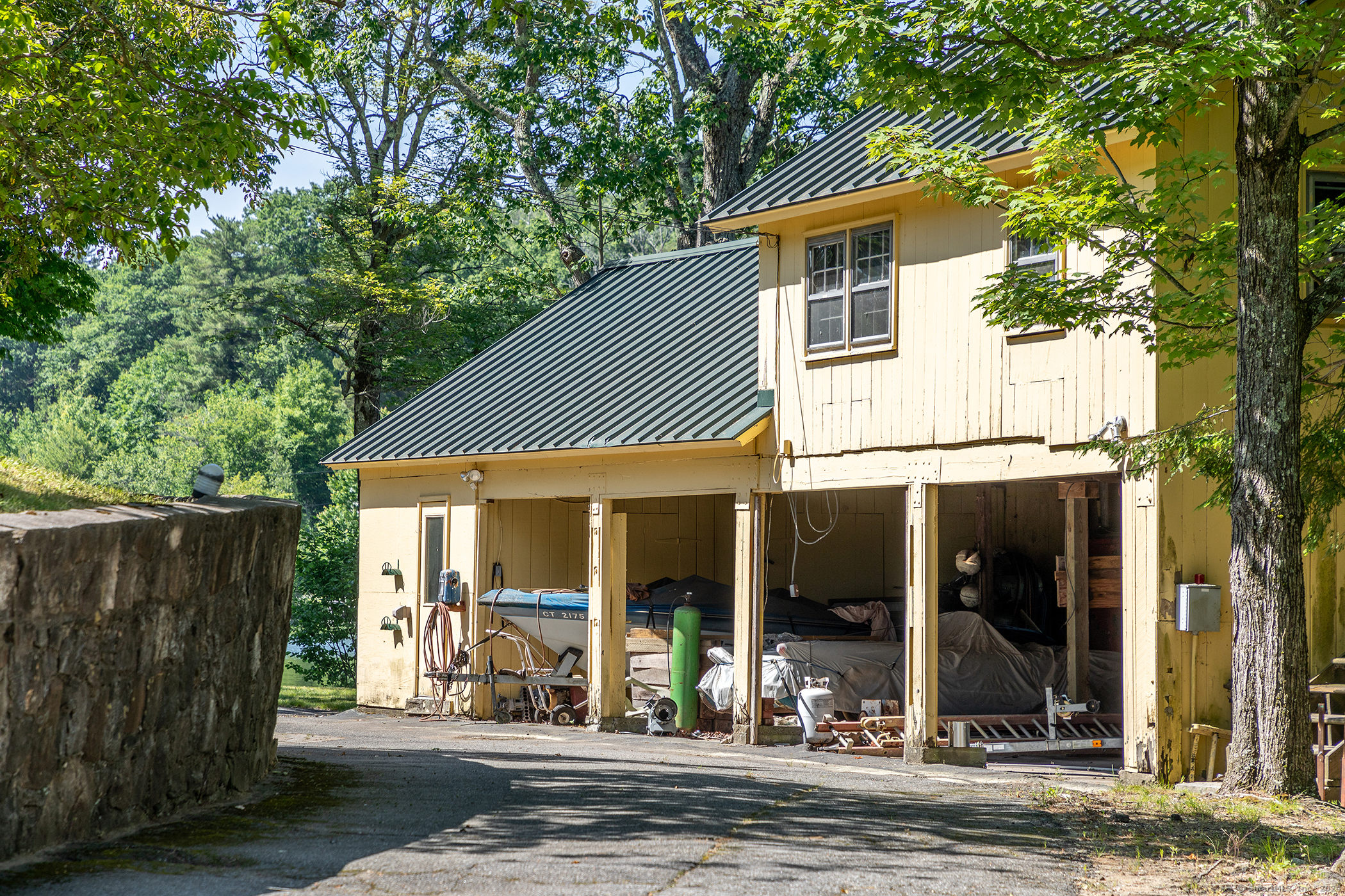 Photo 5 of 19 of 508 West Wakefield Boulevard house