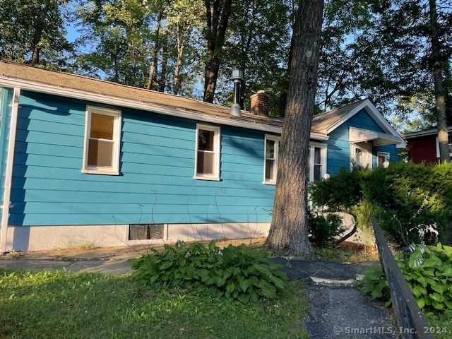 Photo 1 of 11 of 128 Midwood Avenue house