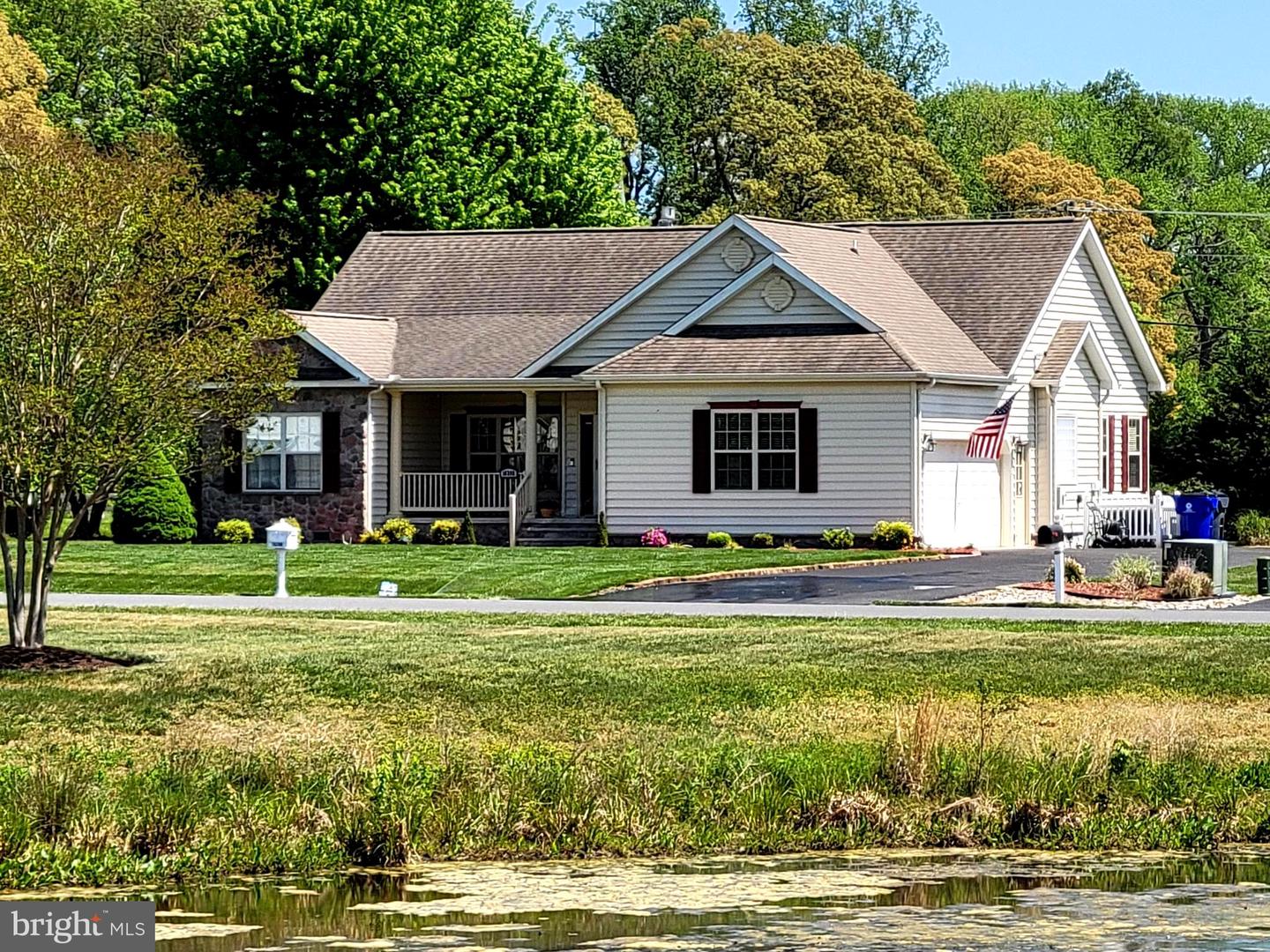 Photo 4 of 52 of 16398 Winding River Dr house