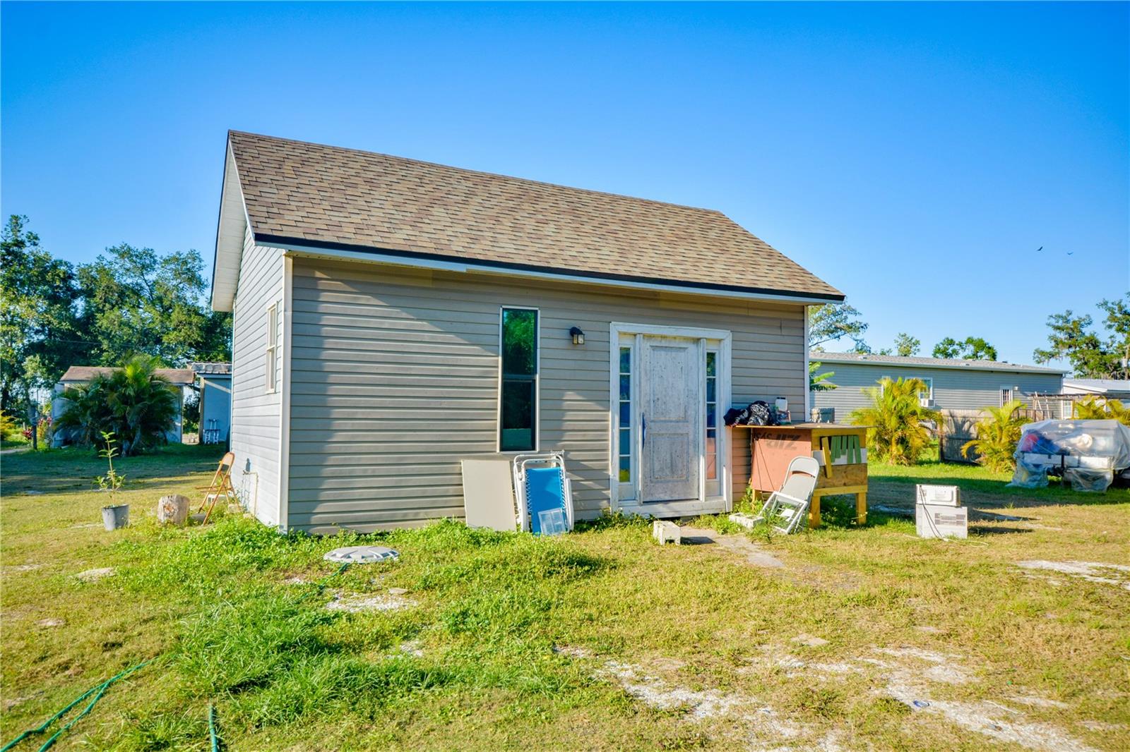 Photo 5 of 23 of 1573 SW BRANNAN DRIVE mobile home