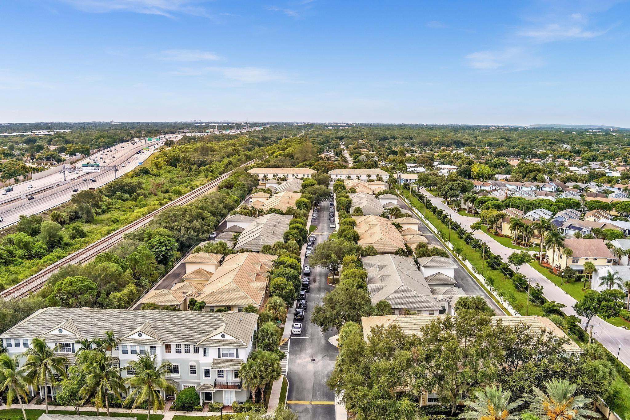 Photo 58 of 64 of 1124 NW 18th Avenue townhome