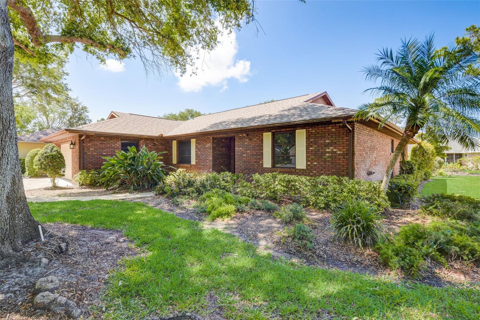 Photo 3 of 42 of 6819 ARBOR OAKS CIRCLE house