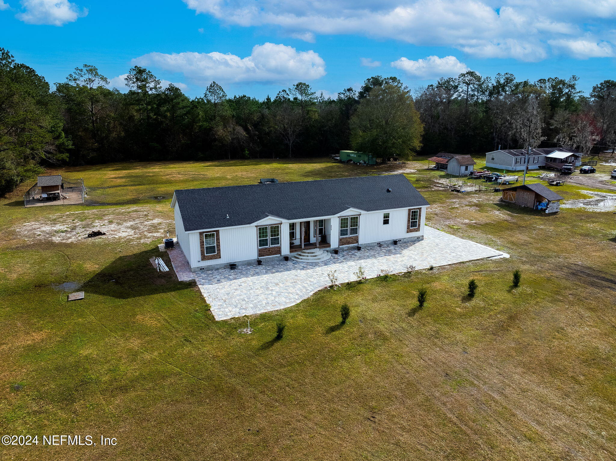 Photo 41 of 58 of 6529 COUNTY ROAD 121 house