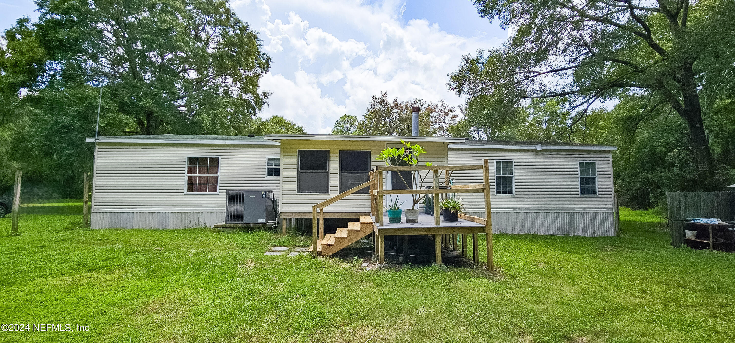 Photo 12 of 19 of 44170 WOODLAND Circle mobile home