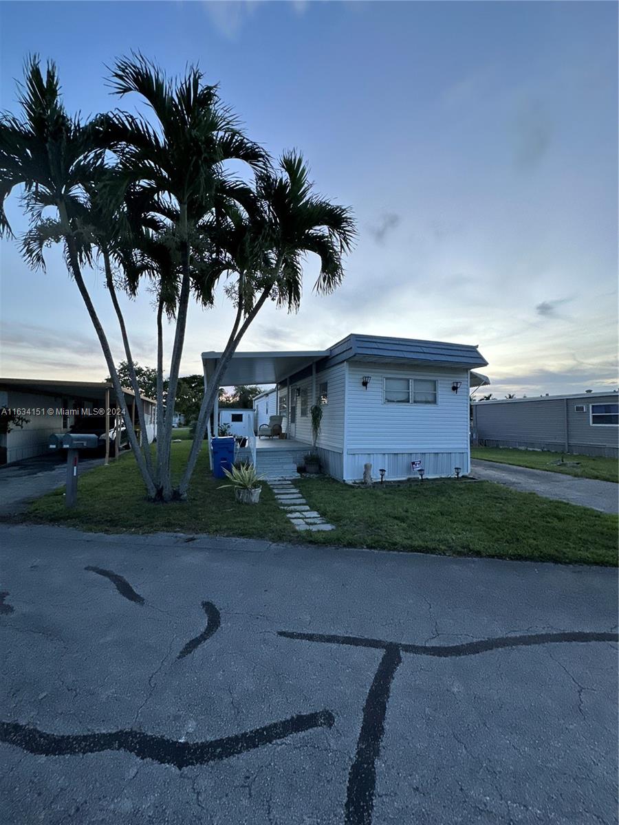 Photo 1 of 7 of 3521 SW 50 TH TERRACE mobile home