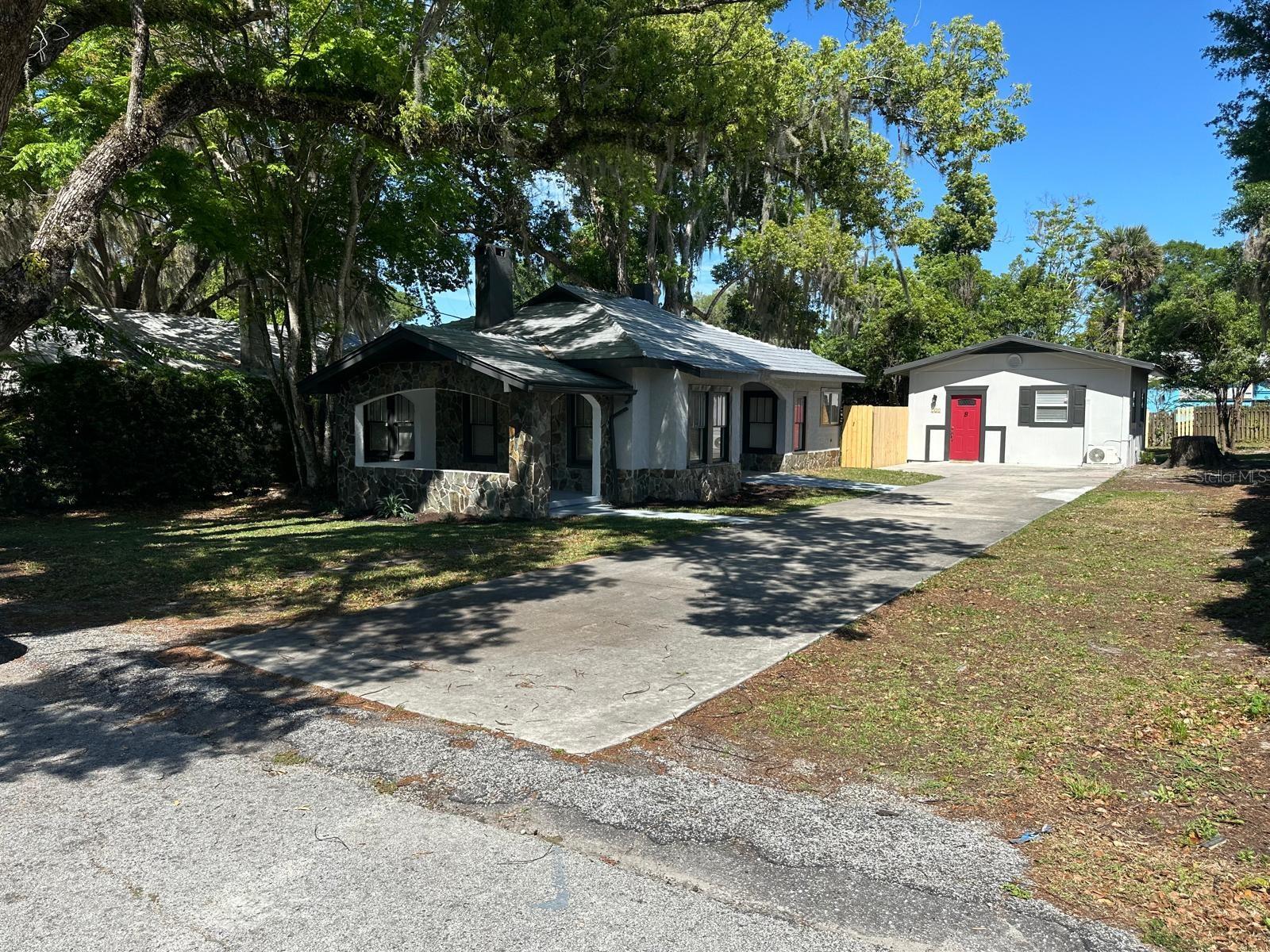 Photo 45 of 46 of 221 N JULIA AVENUE house