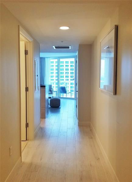 Photo 2 of 18 of 505 N Fort Lauderdale Beach Blvd 1806 condo