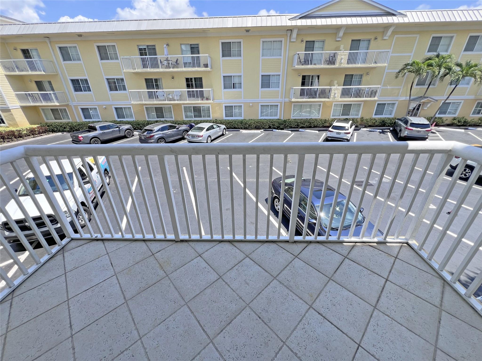 Photo 8 of 27 of 1515 E Broward Blvd 228 condo