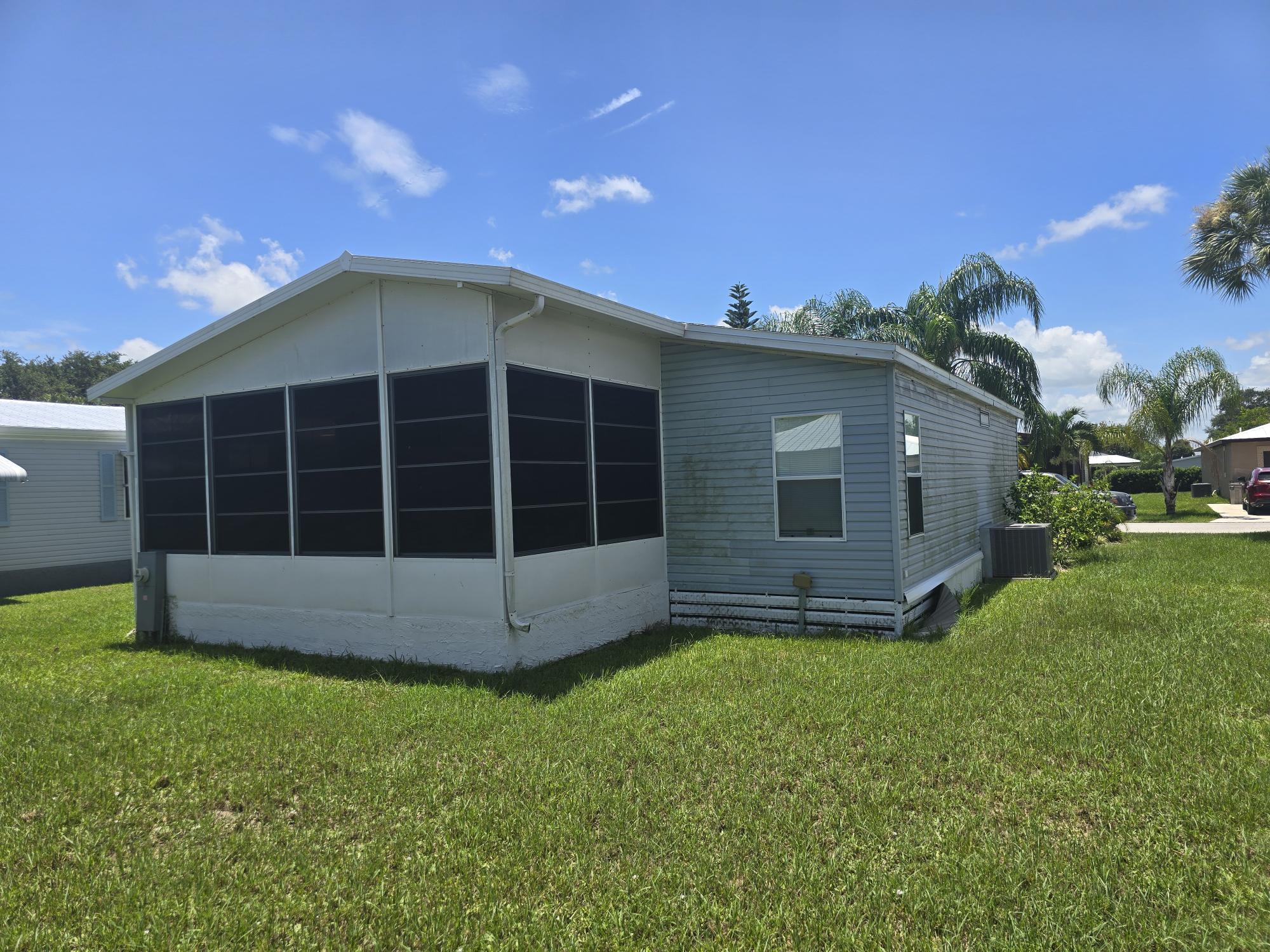 Photo 23 of 24 of 6508 Zapote Ct. Court mobile home