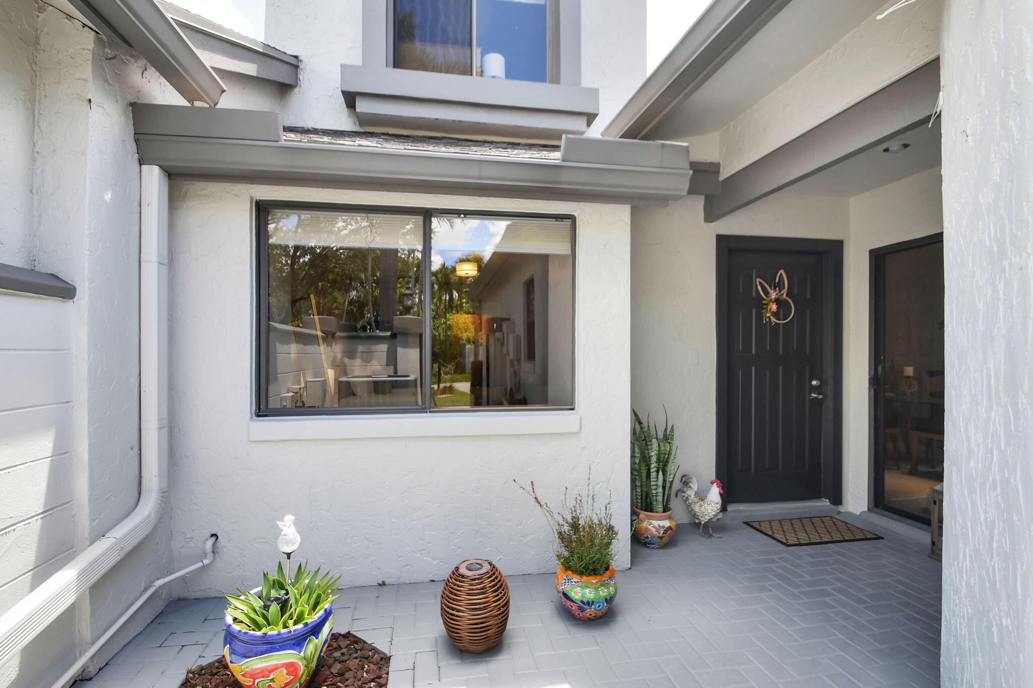 Photo 6 of 81 of 313 Landings Boulevard townhome