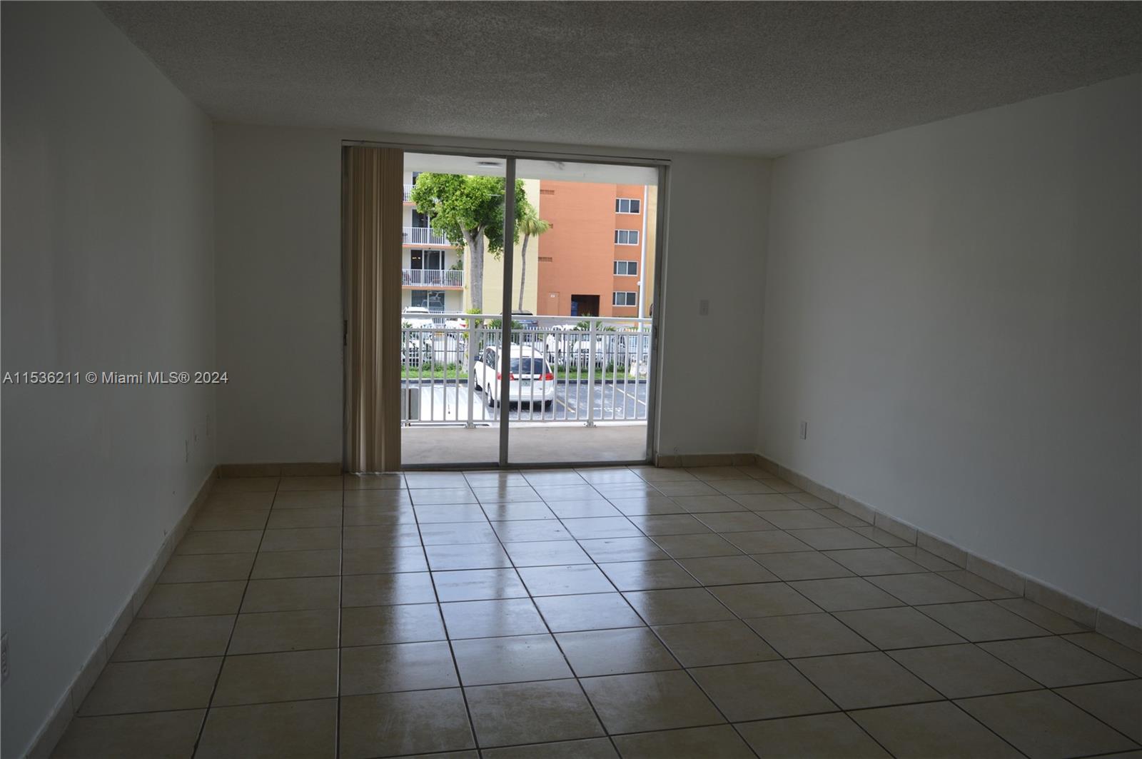 Photo 1 of 27 of 6960 Miami Gardens Dr 2-222 condo