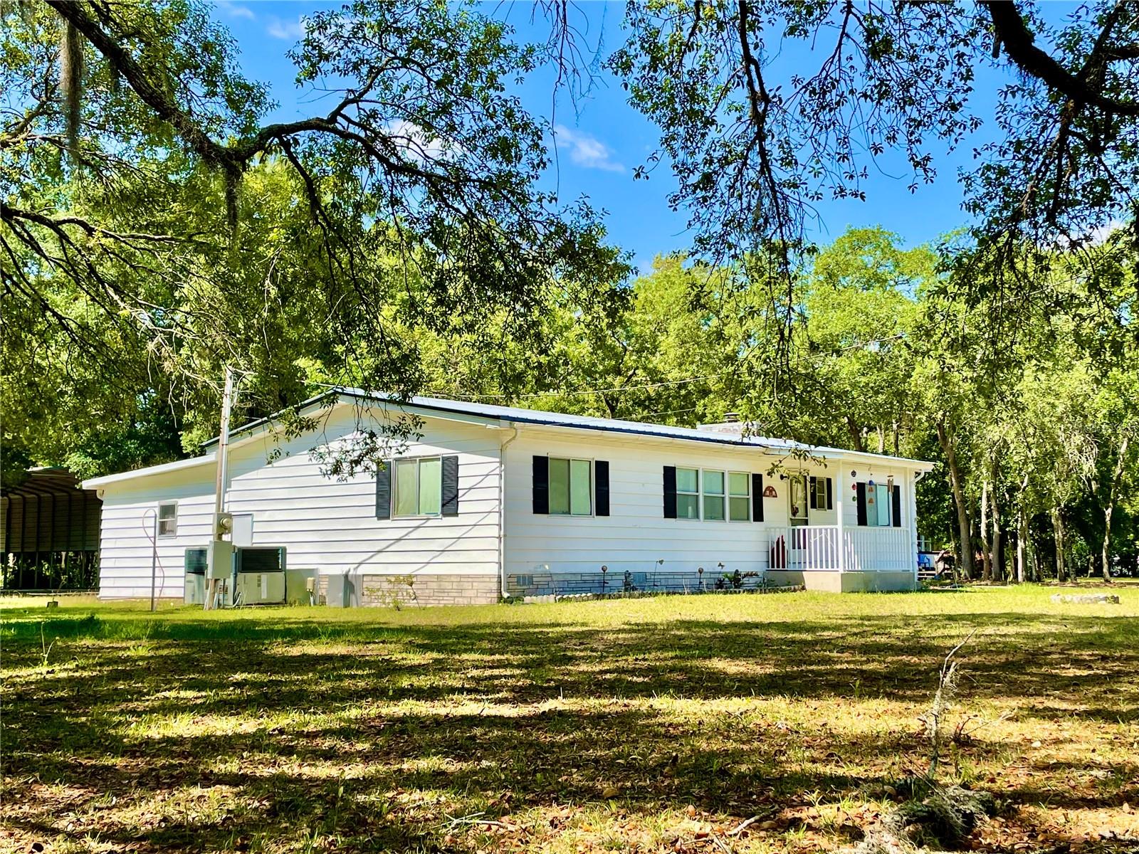 Photo 1 of 26 of 6420 W APPOMATTOX LANE mobile home