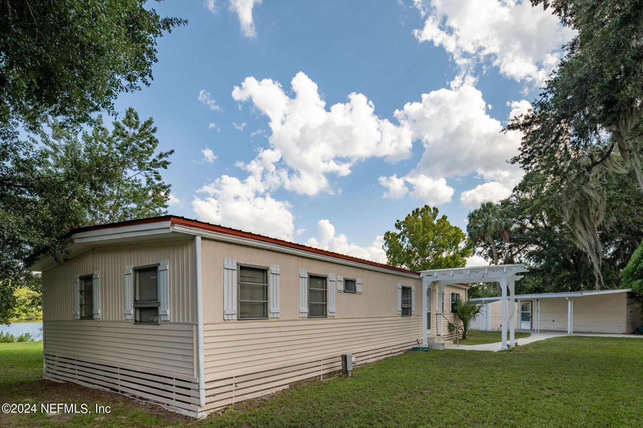 Photo 4 of 38 of 120 BOLL GREEN Drive mobile home