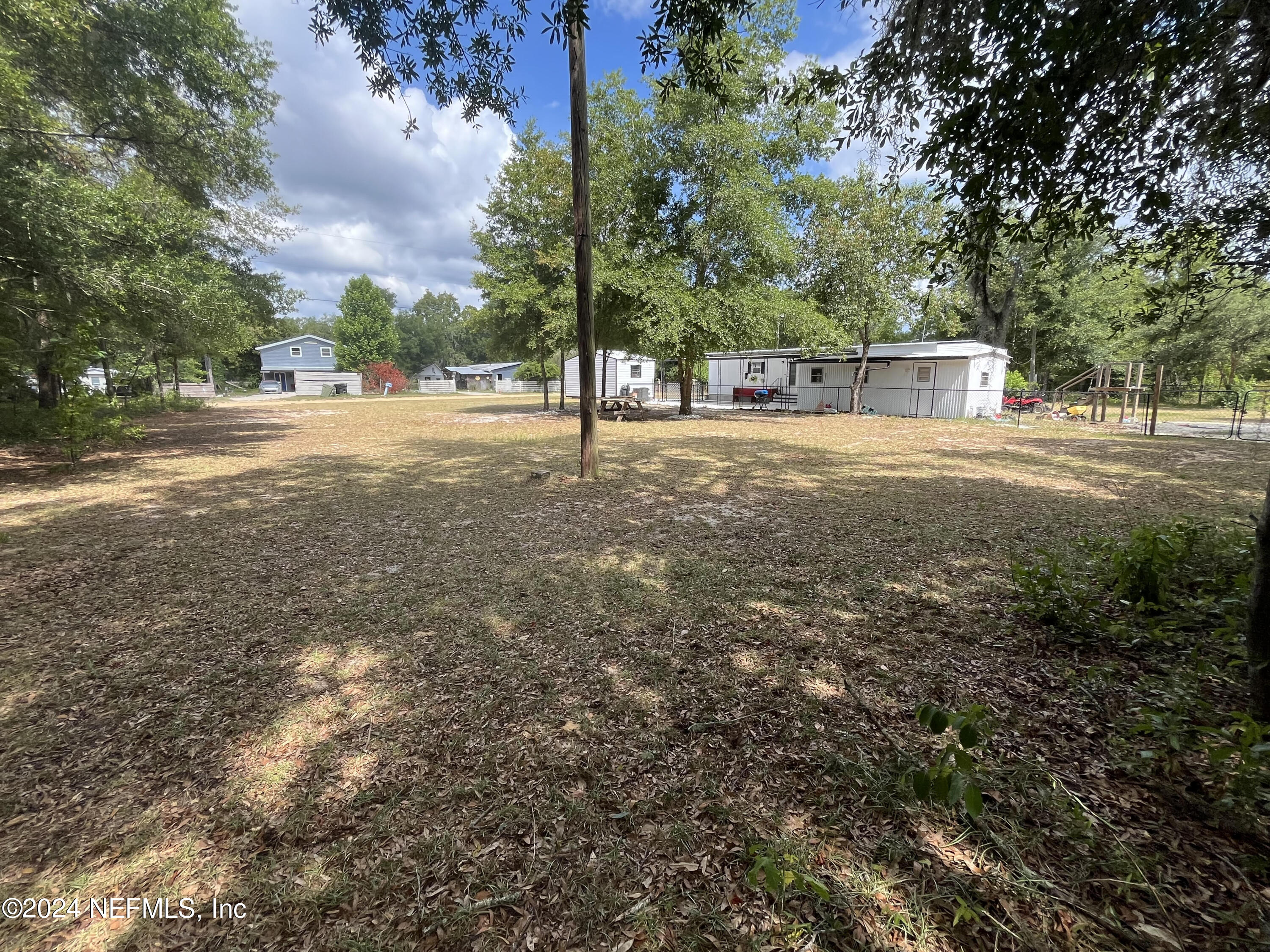 Photo 12 of 37 of 316 MARION Avenue mobile home