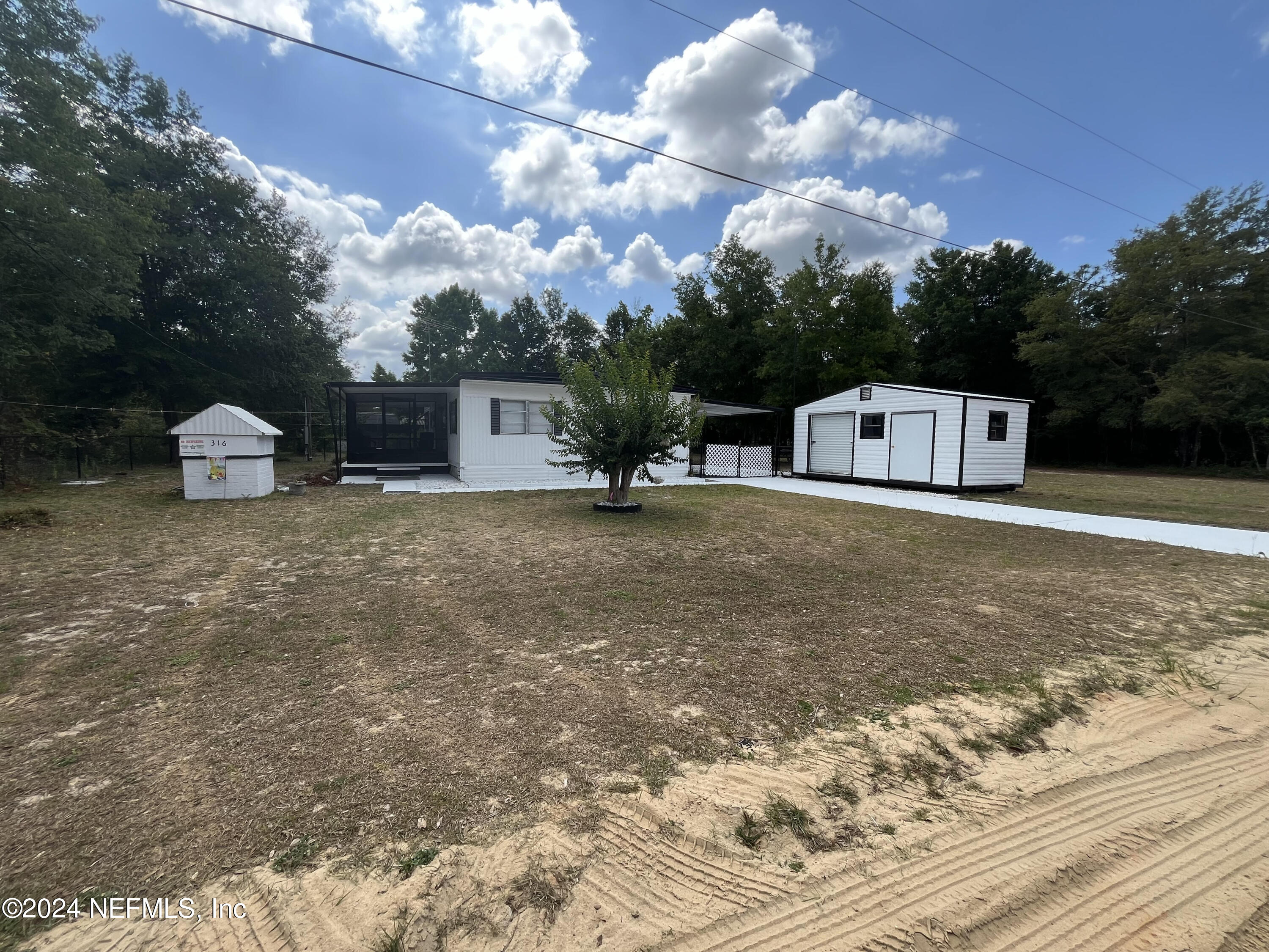 Photo 16 of 37 of 316 MARION Avenue mobile home