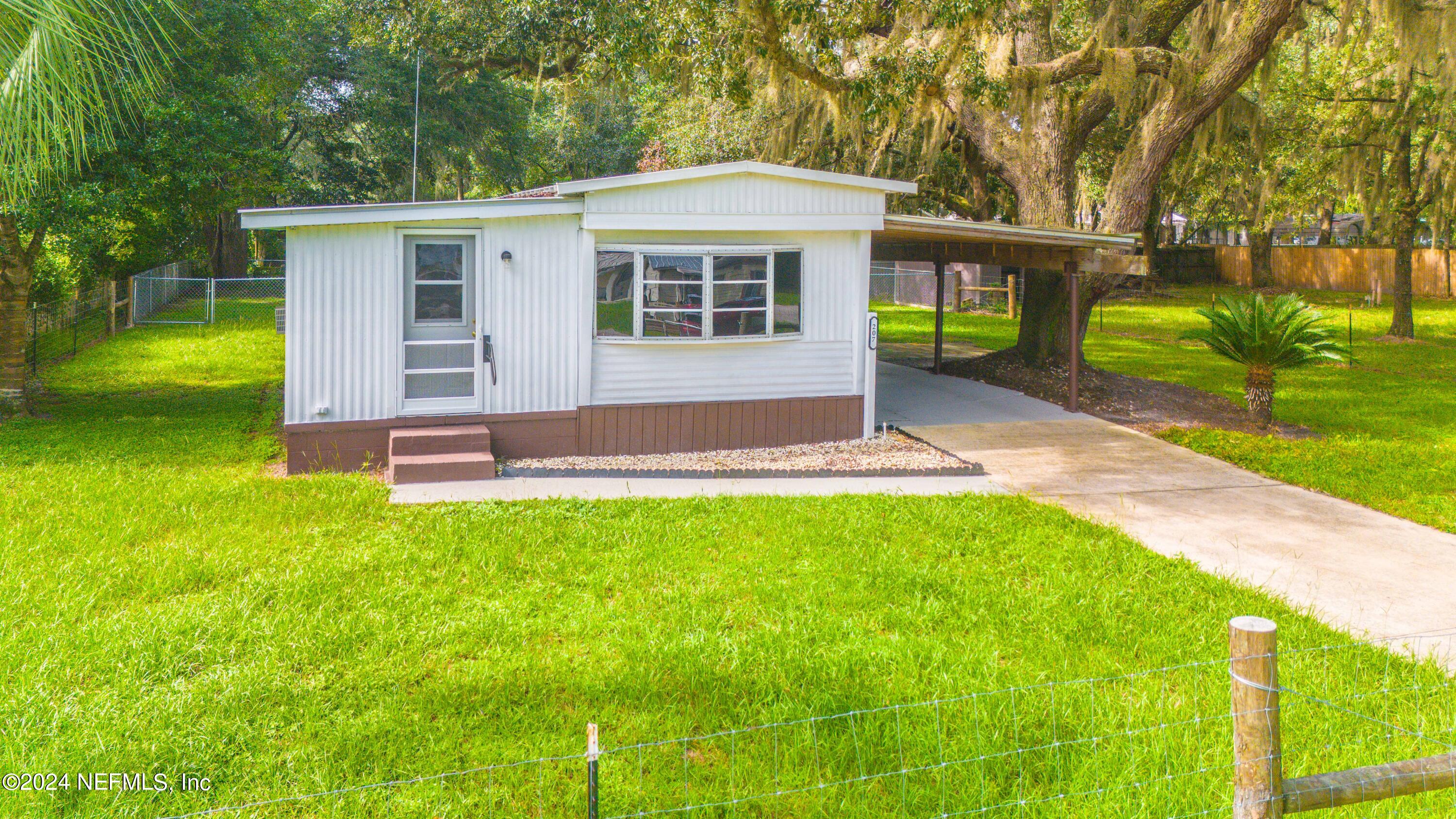 Photo 1 of 27 of 207 SALEM Street mobile home