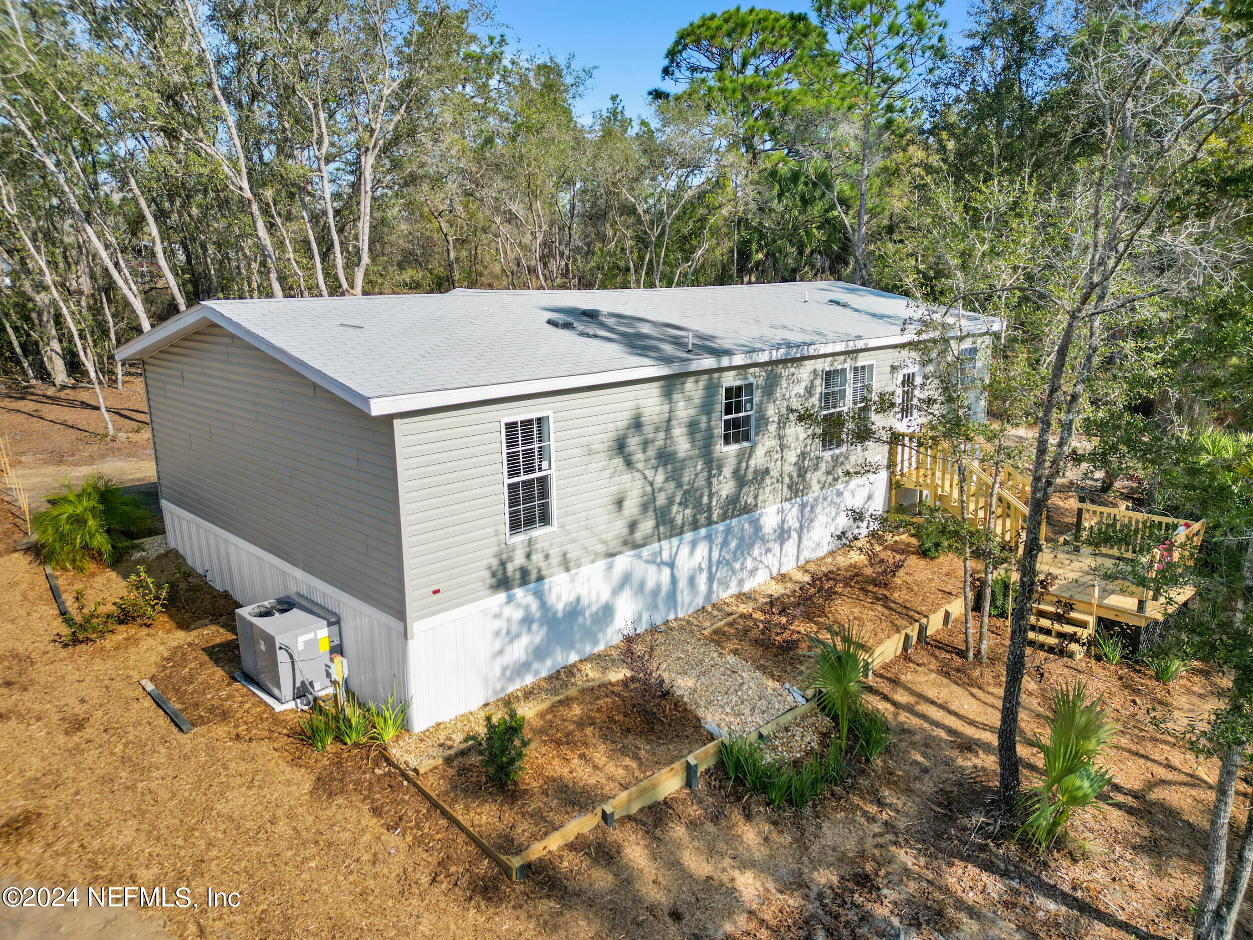 Photo 2 of 31 of 101 LONG BRANCH Court mobile home