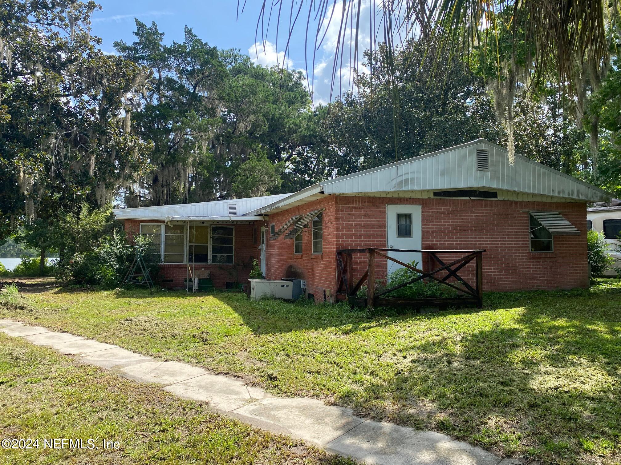 Photo 8 of 30 of 107 BAY Drive mobile home