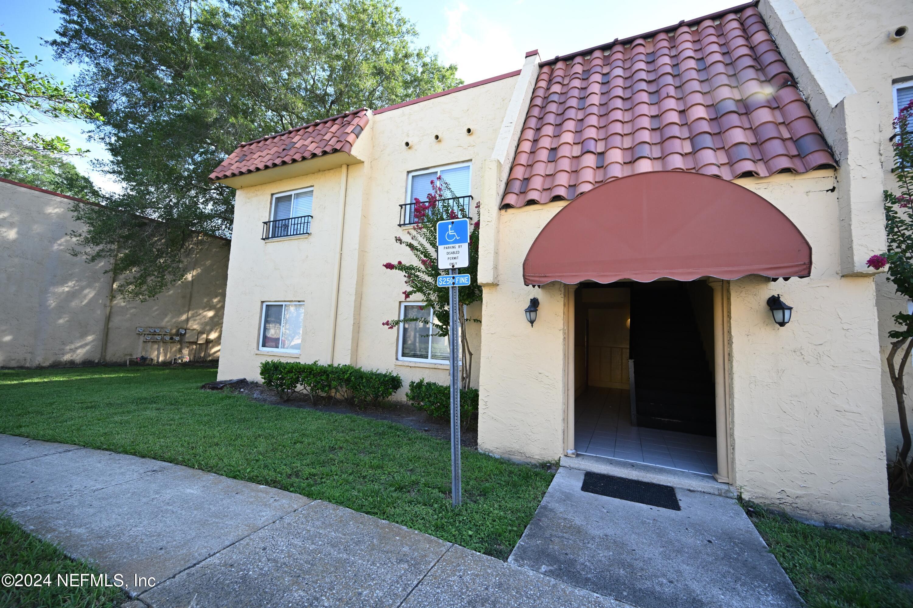 Photo 1 of 25 of 6528 VALEROSA Court 1 condo