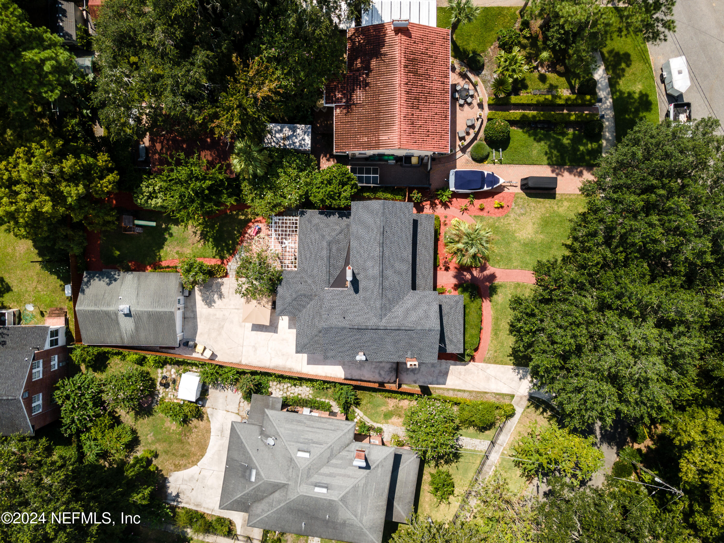 Photo 73 of 74 of 1511 AVONDALE Avenue house