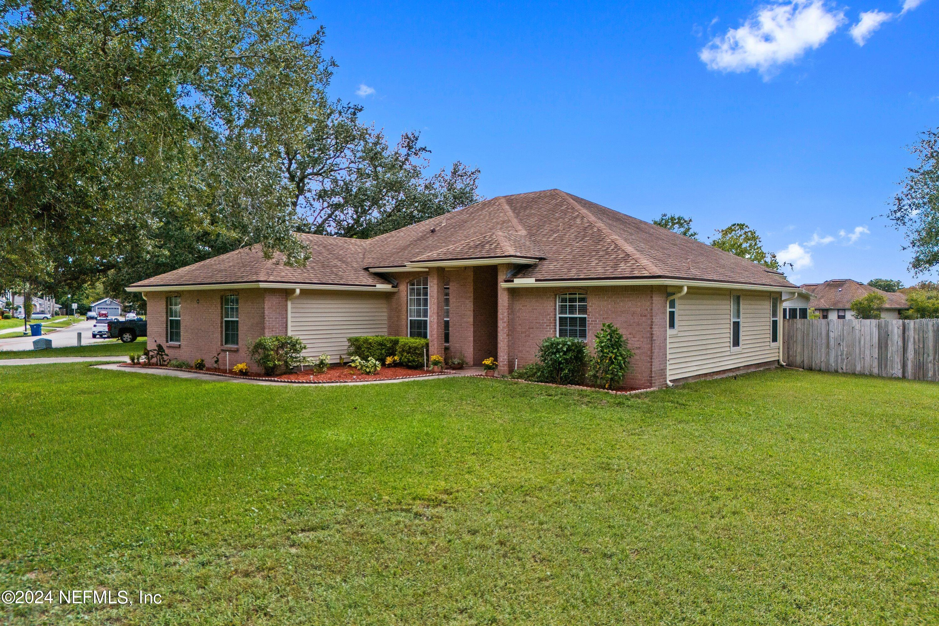 Photo 4 of 50 of 714 TROWBRIDGE Drive house