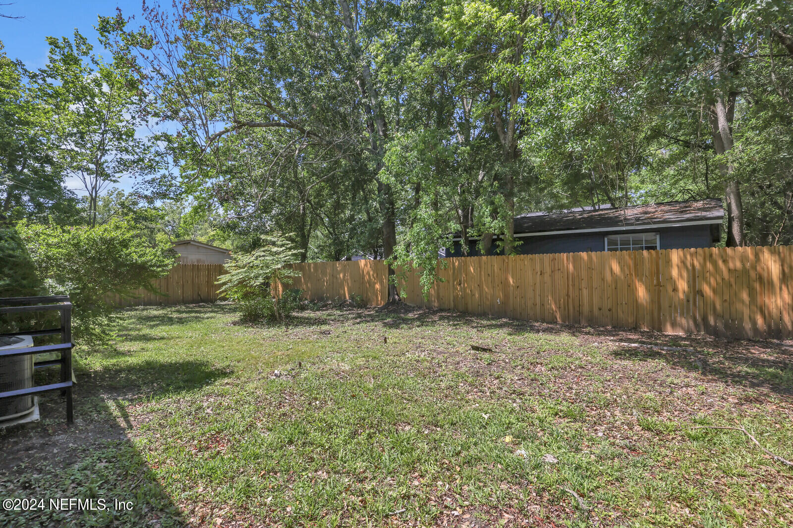 Photo 21 of 22 of 1058 MELSON Avenue house