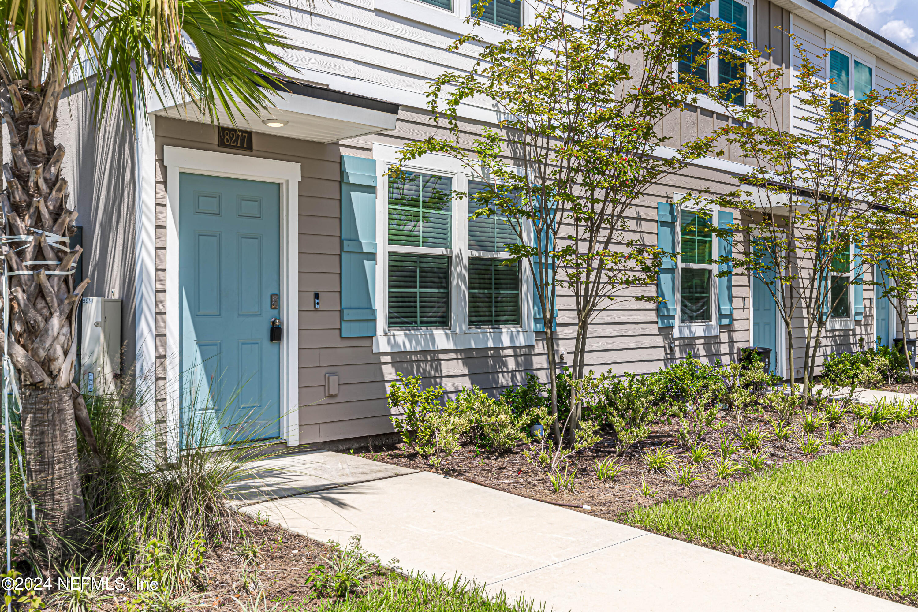 Photo 4 of 41 of 8277 ZENITH Circle townhome