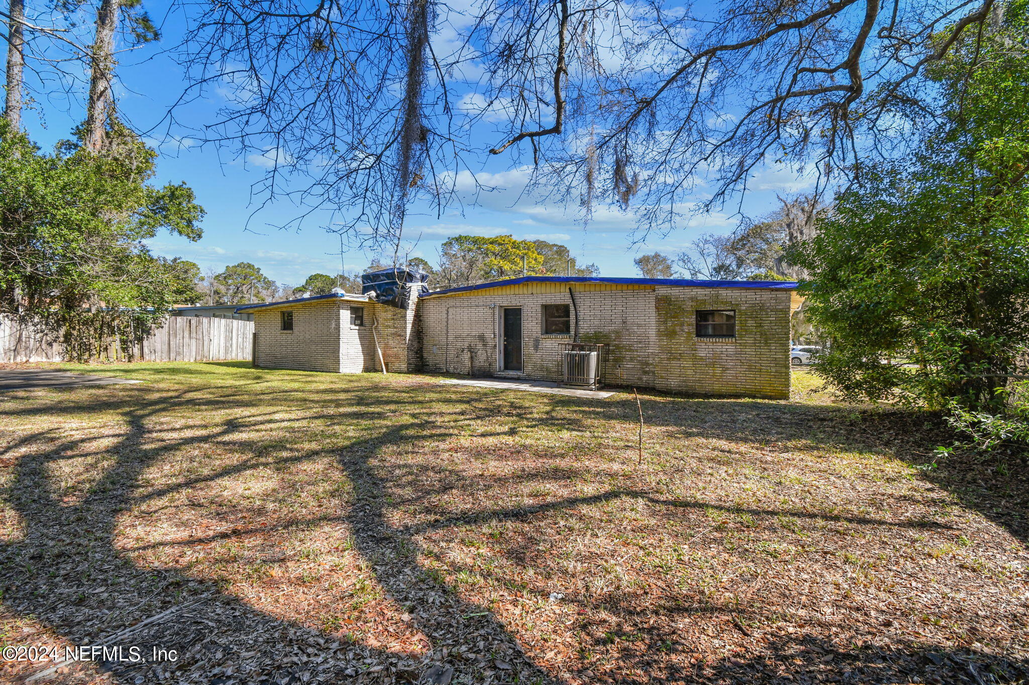 Photo 9 of 51 of 8764 DARLINGTON Drive house