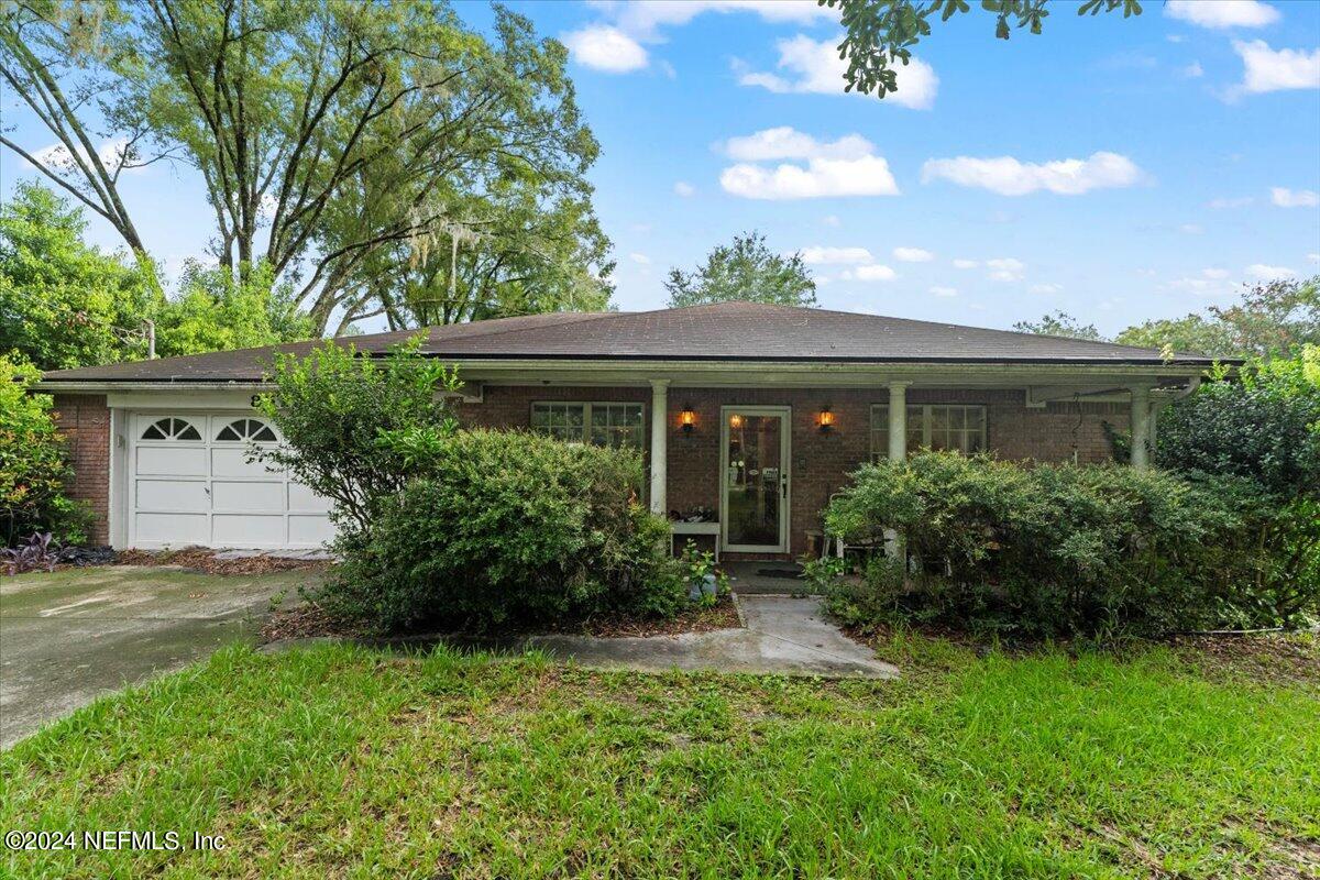 Photo 1 of 28 of 8523 LENOX Avenue house