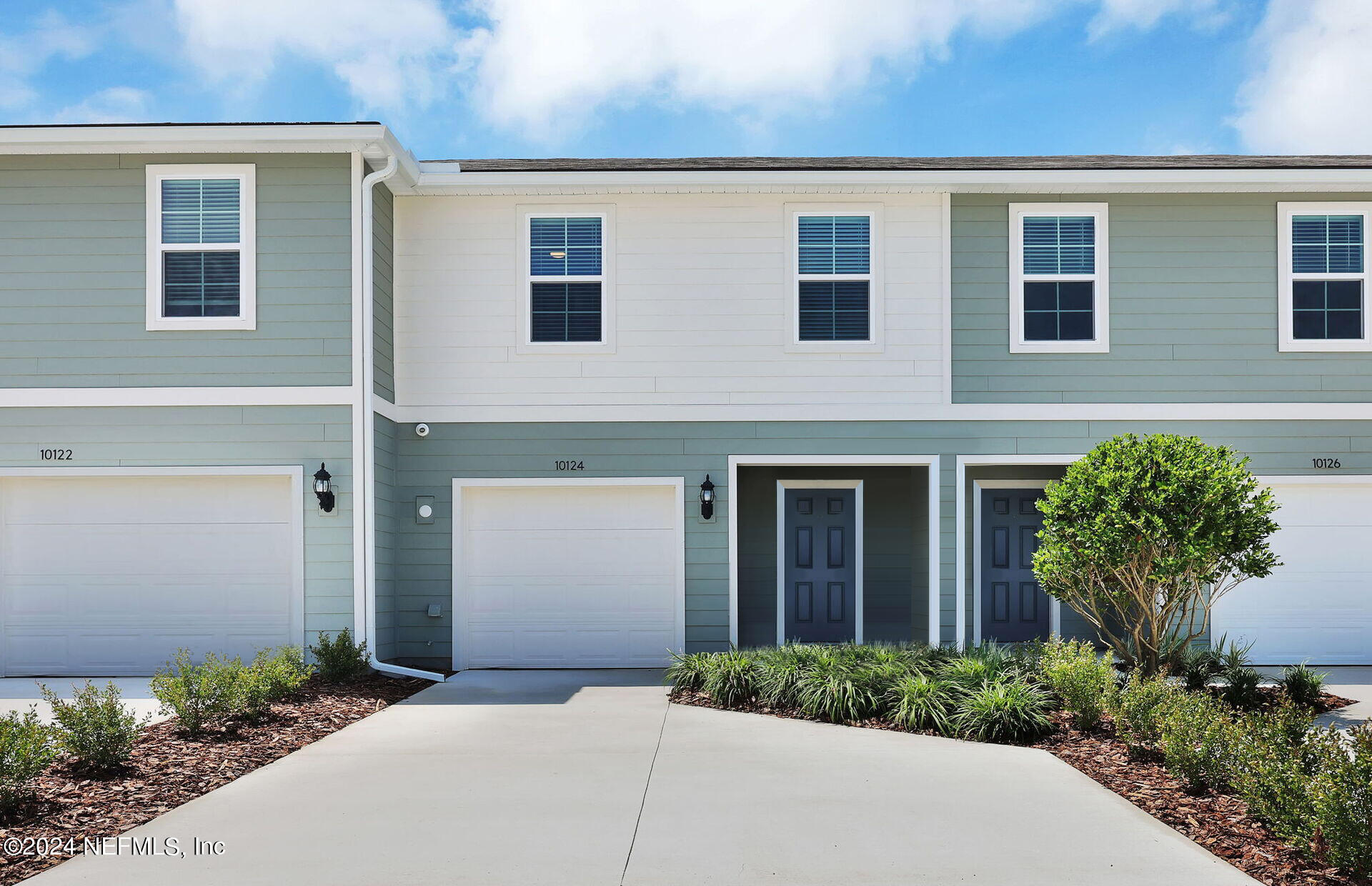 Photo 6 of 26 of 10121 DEEP PINE Court townhome