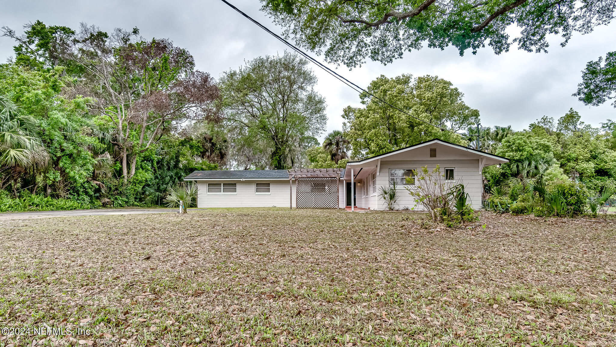 Photo 4 of 30 of 938 LAS ROBIDA Drive house