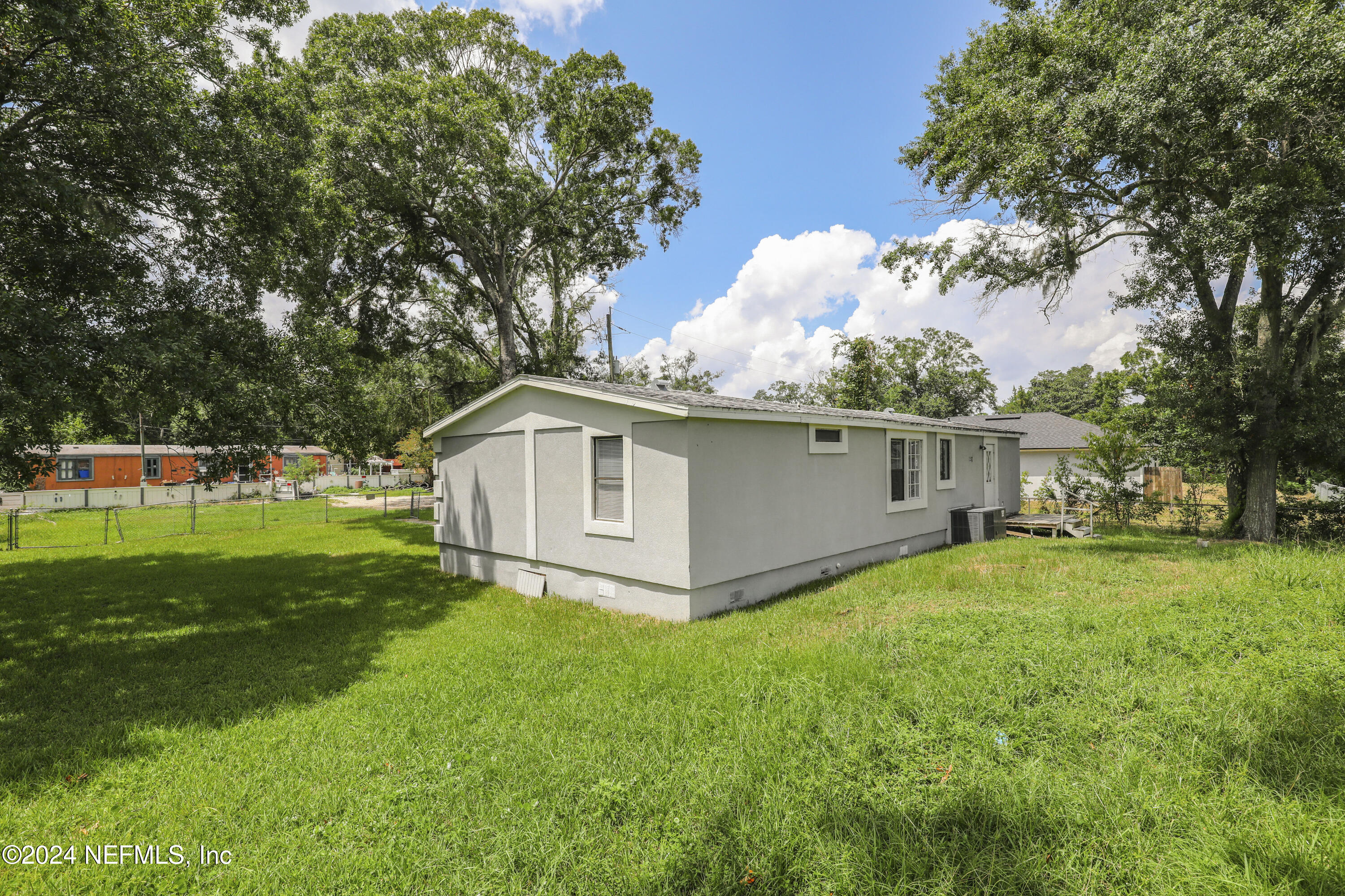 Photo 32 of 33 of 529 BEE BEE Drive mobile home