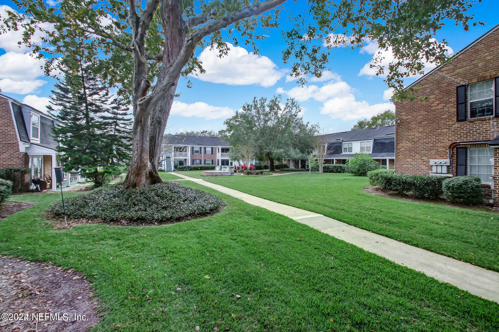 Photo 6 of 23 of 4358 TIMUQUANA Road 146 condo