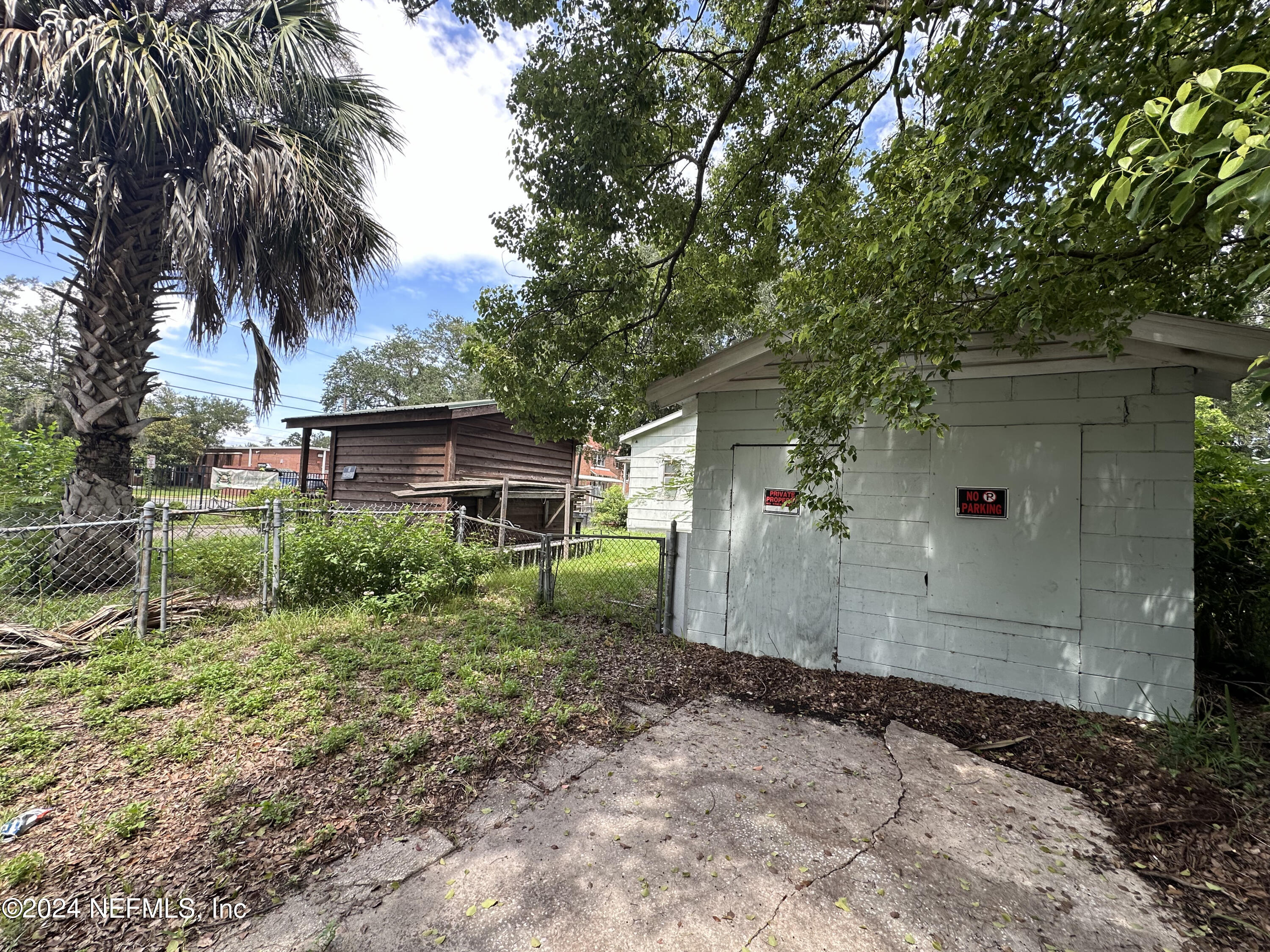 Photo 15 of 17 of 1208 E 27TH Street house