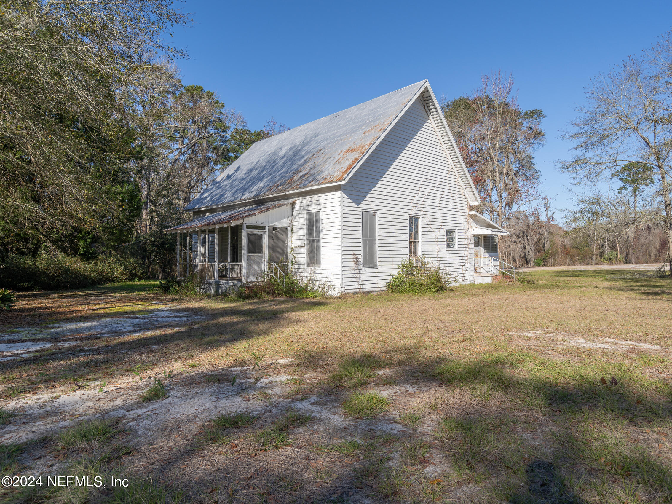 Photo 31 of 36 of 18033 LEM TURNER Road house