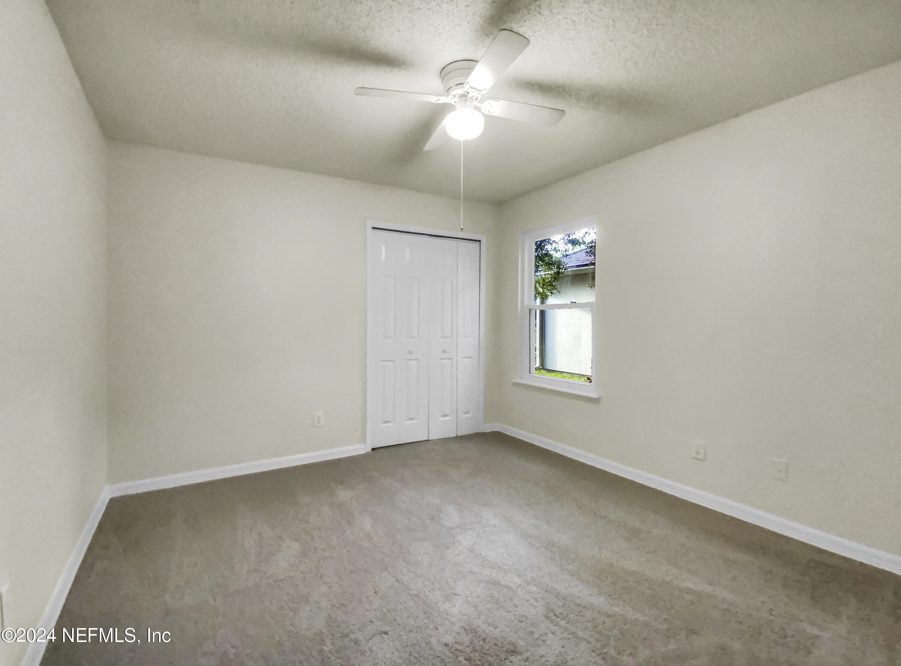 Photo 4 of 19 of 1746 CHANDELIER Circle E house