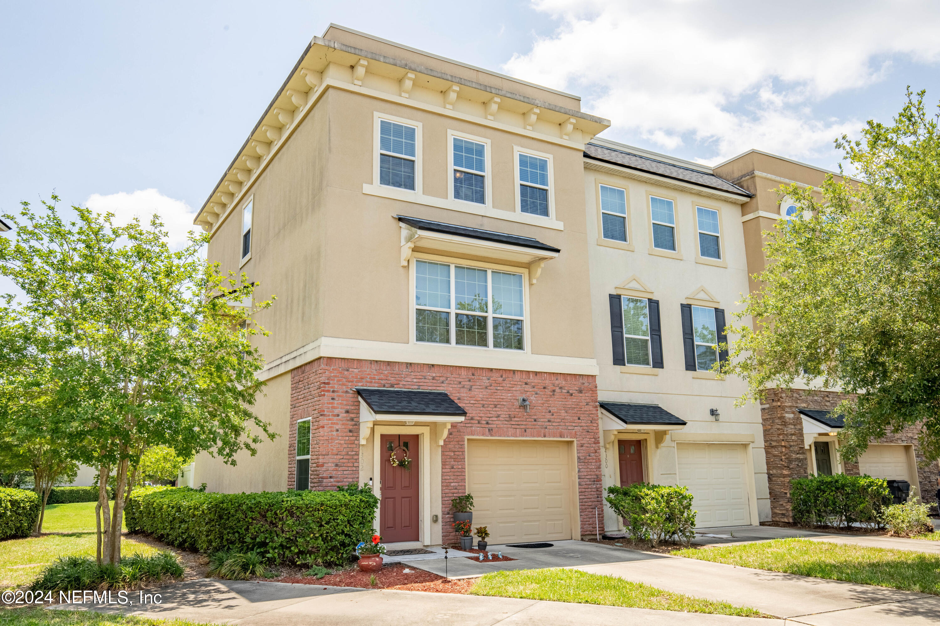 Photo 1 of 33 of 4302 ELLIPSE Drive townhome