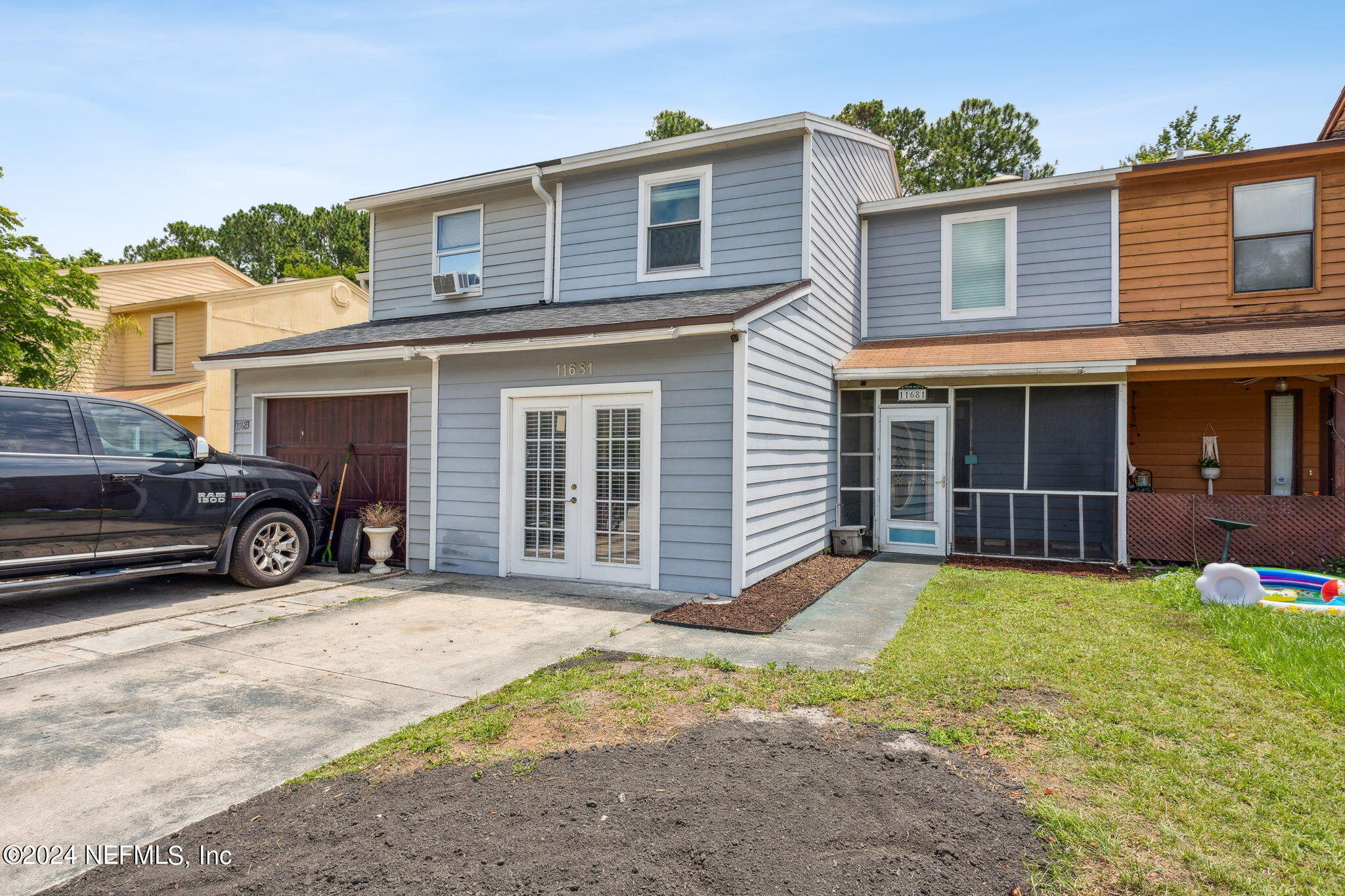 Photo 2 of 39 of 11681 TANAGER Drive townhome