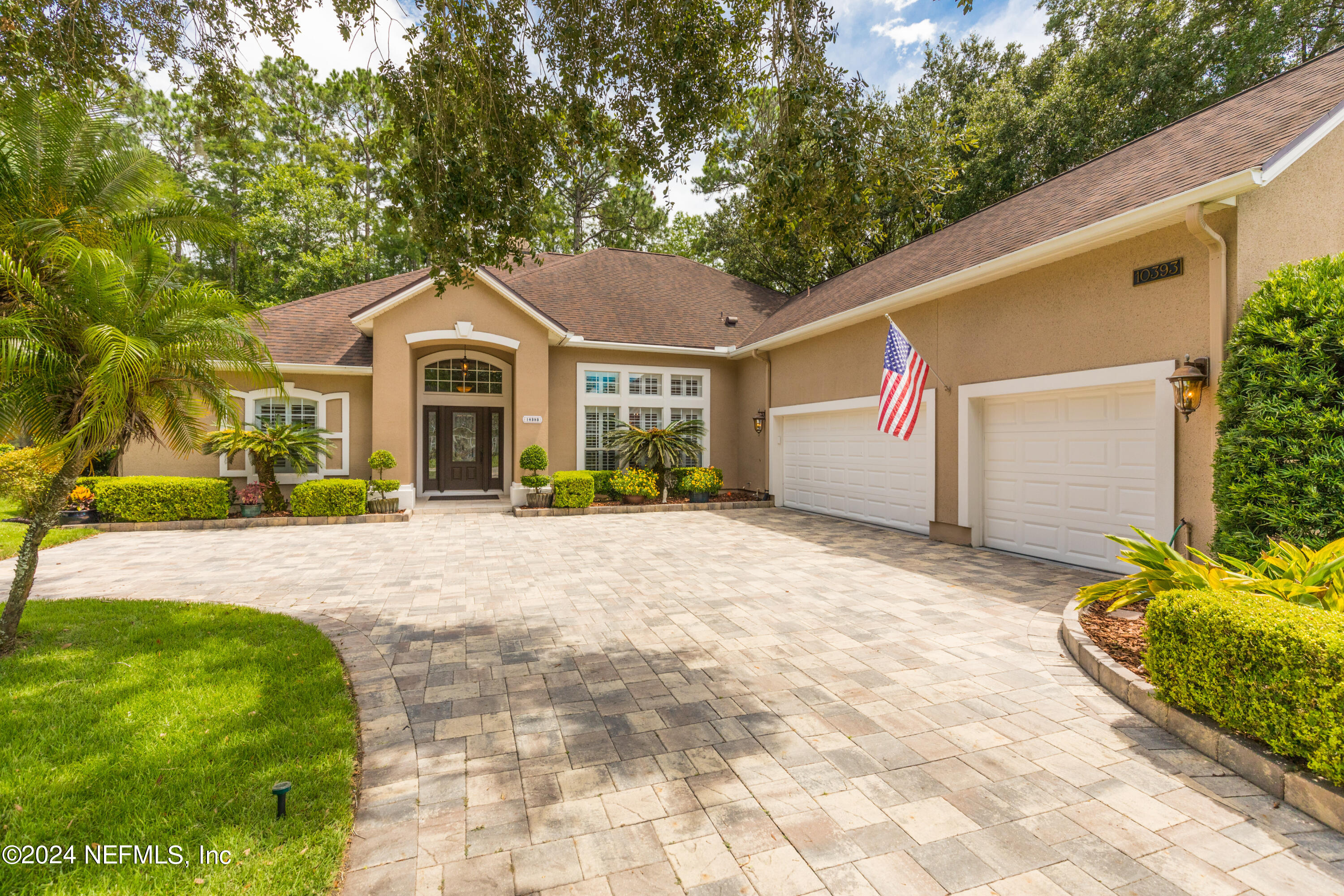 Photo 8 of 64 of 10393 CYPRESS LAKES Drive house