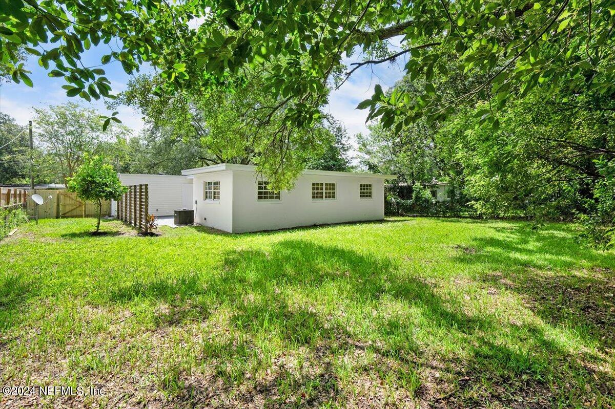 Photo 24 of 27 of 1938 ORLEAN Drive house