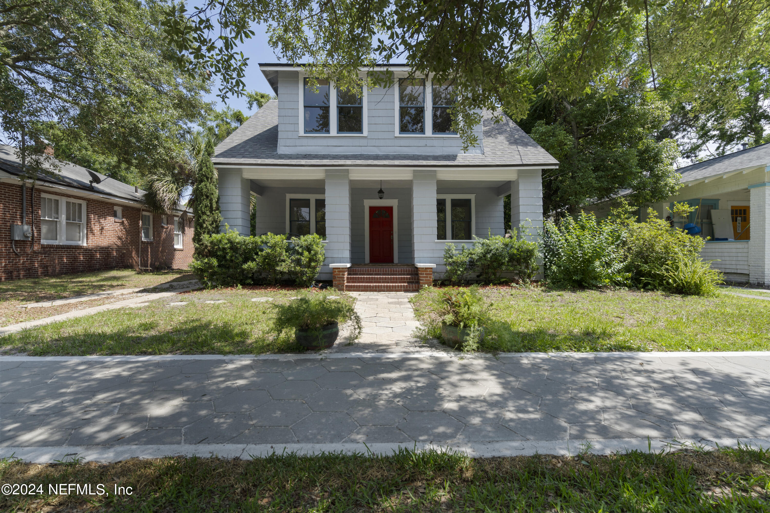 Photo 3 of 45 of 2512 DELLWOOD Avenue house