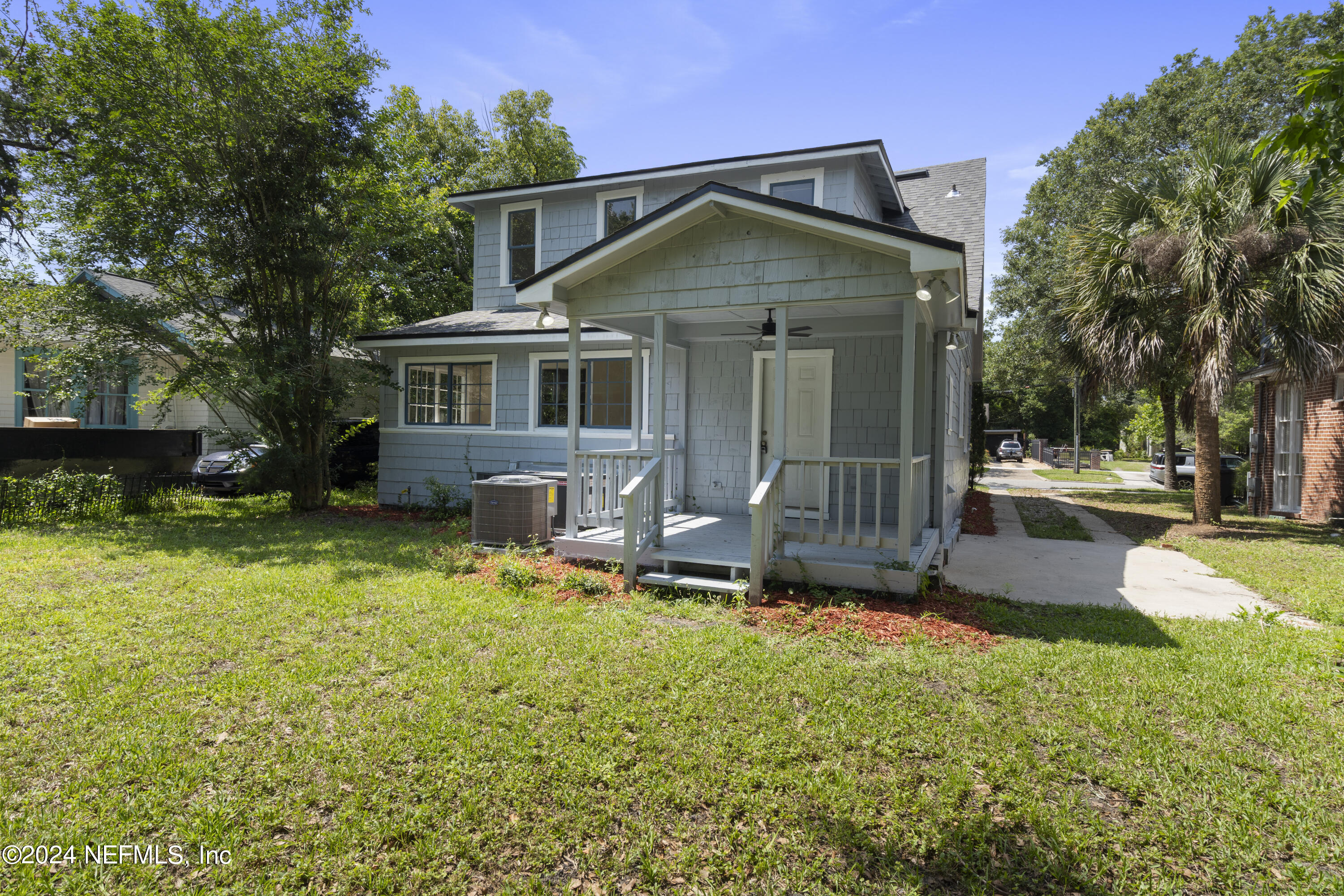 Photo 7 of 45 of 2512 DELLWOOD Avenue house