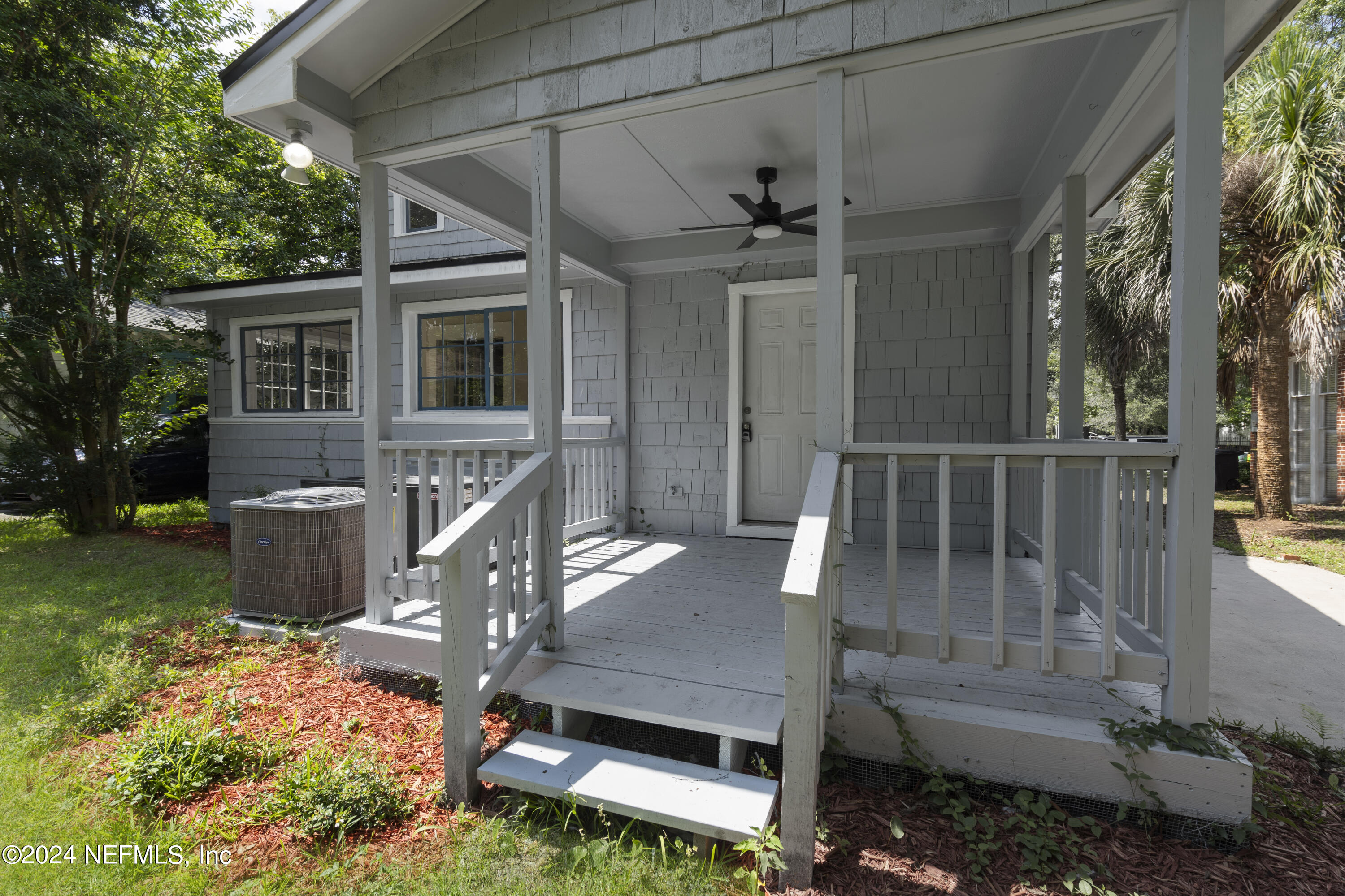 Photo 9 of 45 of 2512 DELLWOOD Avenue house