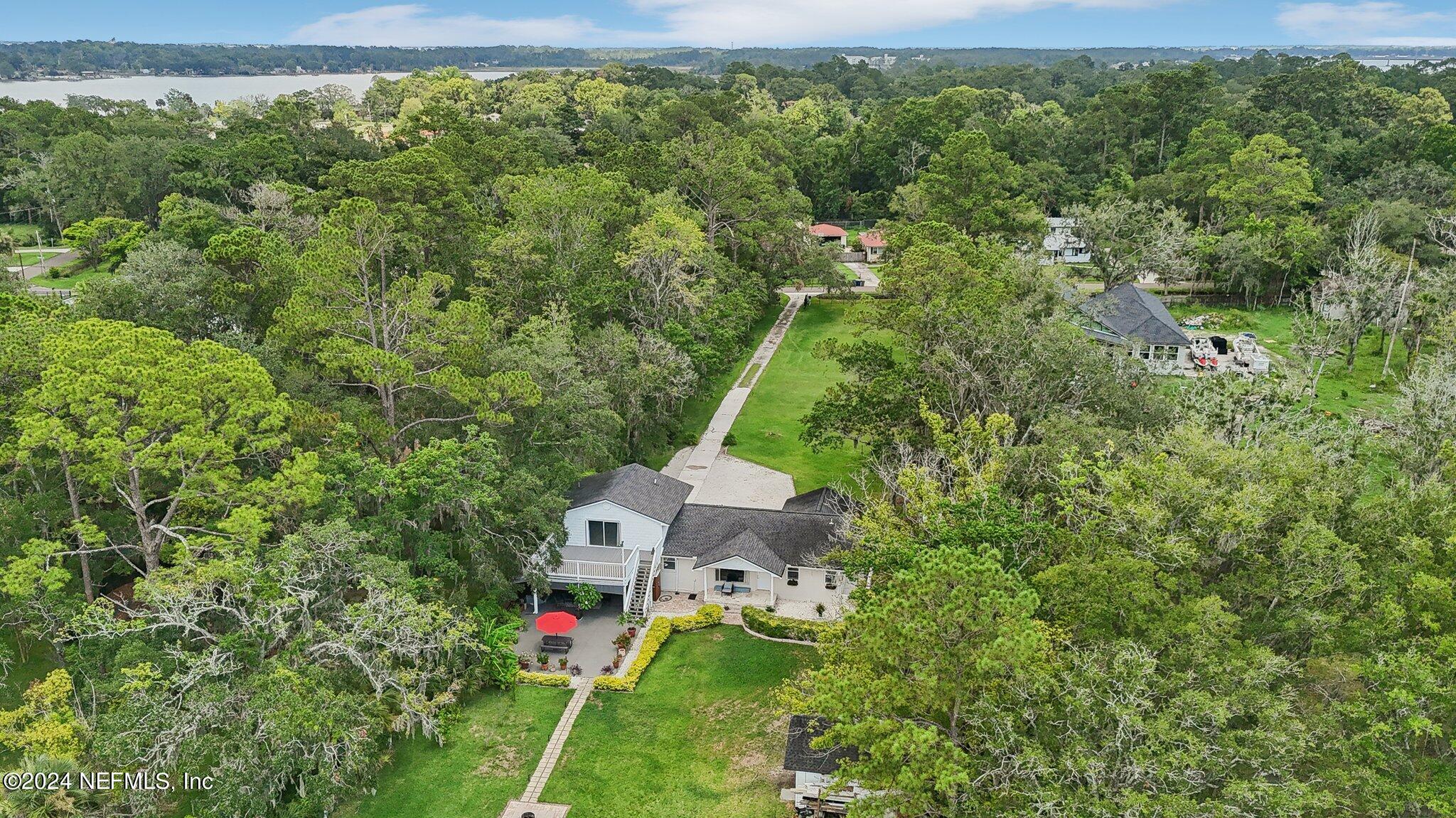 Photo 46 of 60 of 9900 CARBONDALE Drive W house