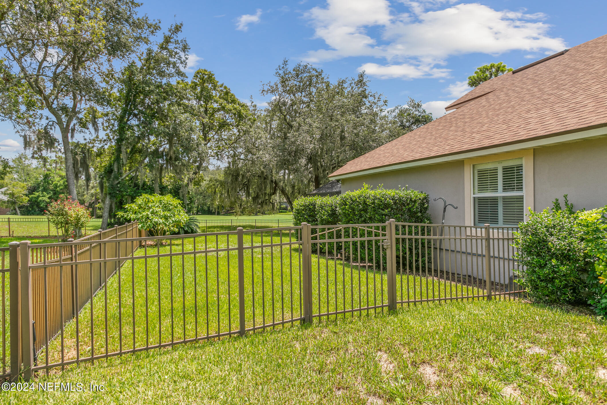 Photo 41 of 48 of 12836 ISLEWORTH Drive house