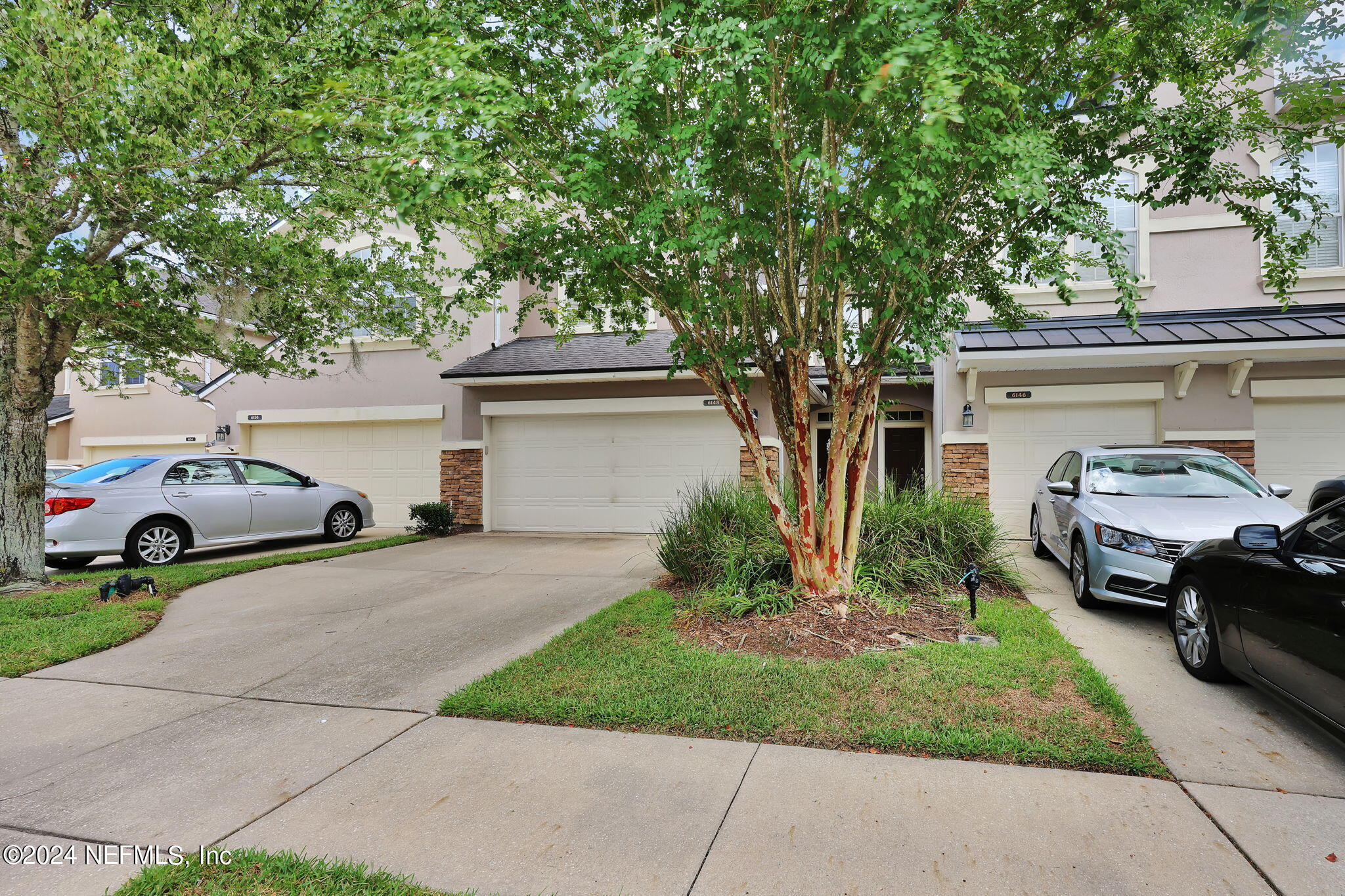 Photo 3 of 45 of 6148 BARTRAM VILLAGE Drive townhome